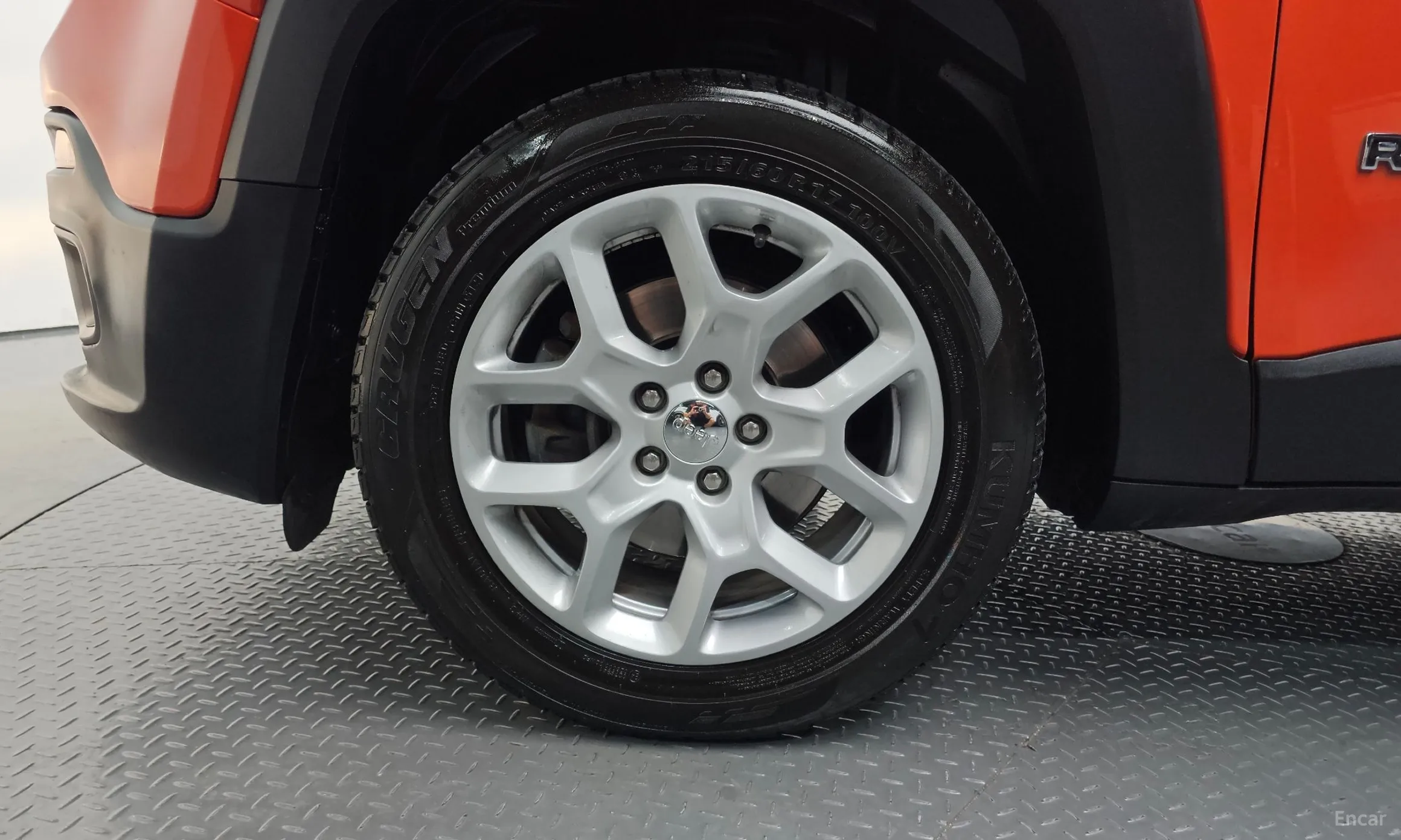 Jeep Renegade превью 5