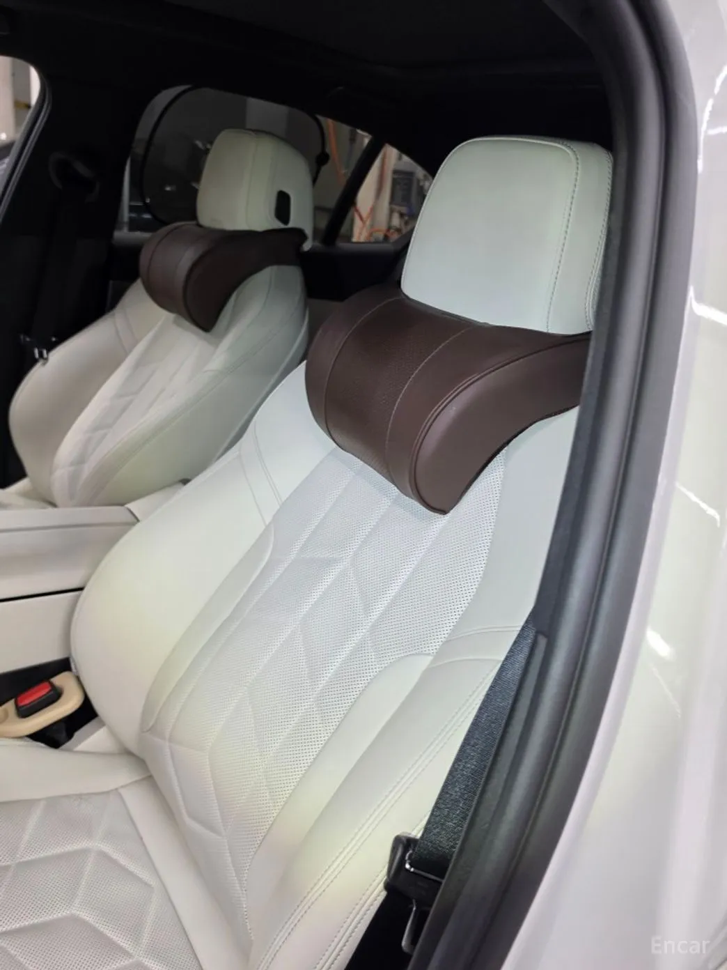 BMW 5 Series (G60) превью 5