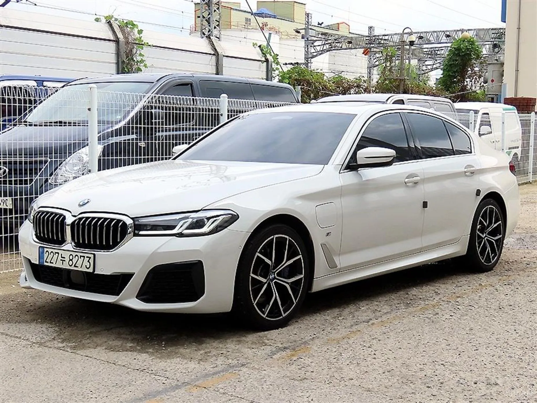 BMW 5 Series (G30)
