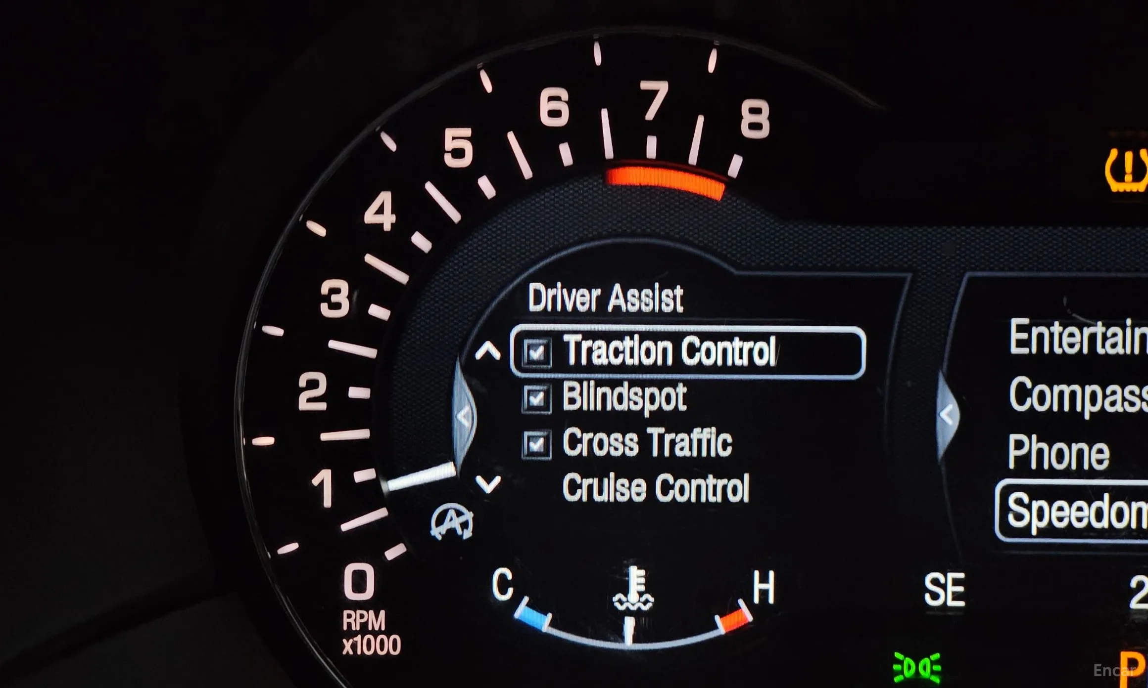 Lincoln MKC превью 15