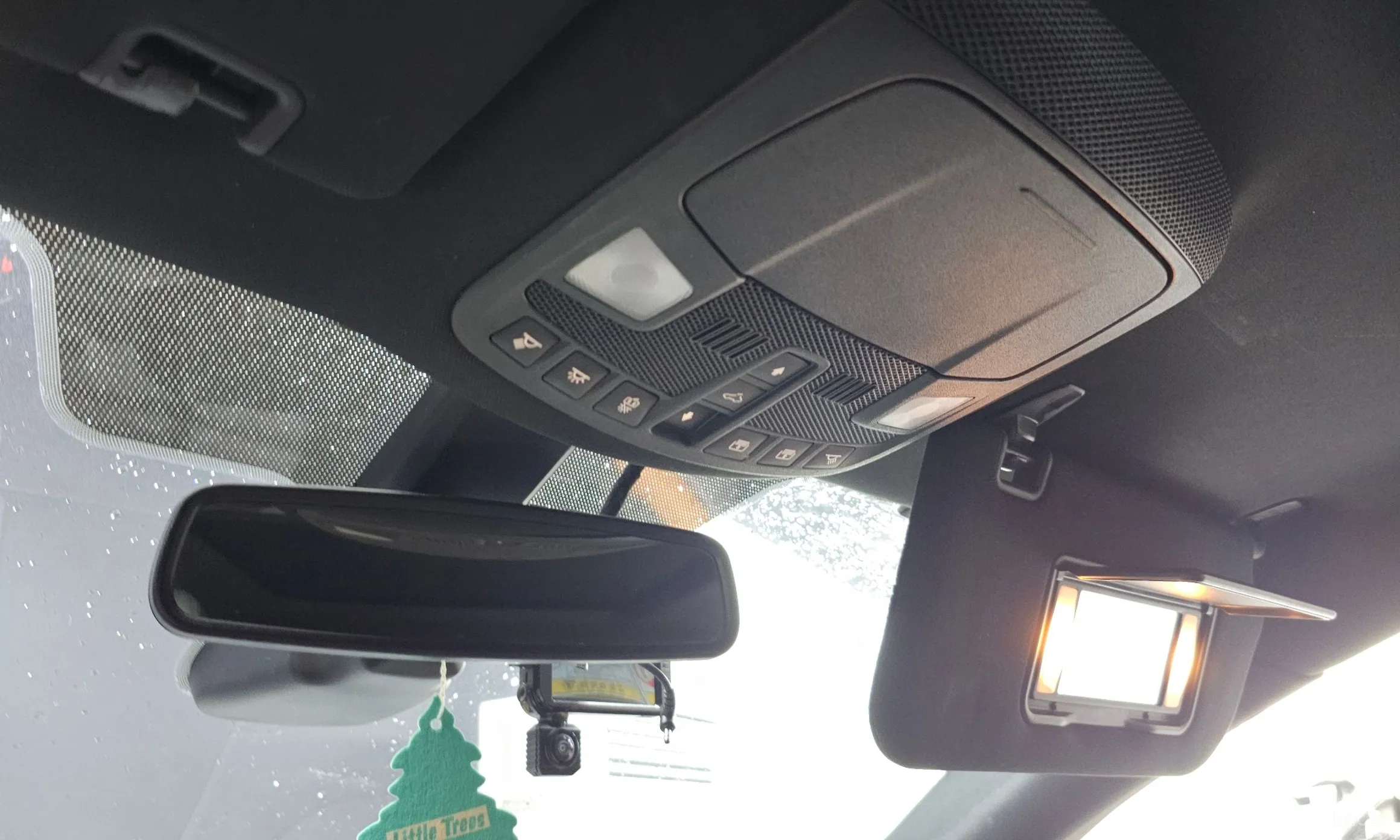 Lincoln MKC превью 18