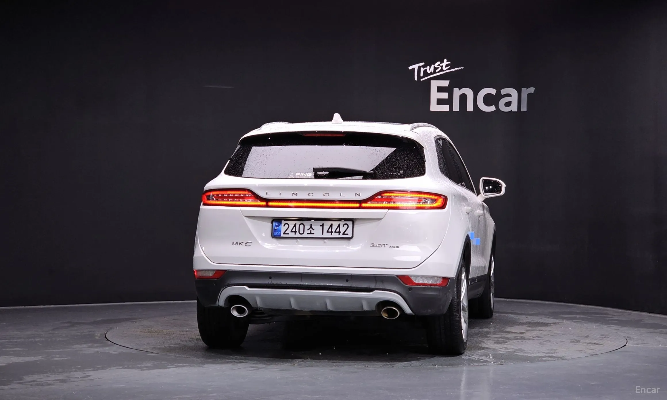 Lincoln MKC превью 4