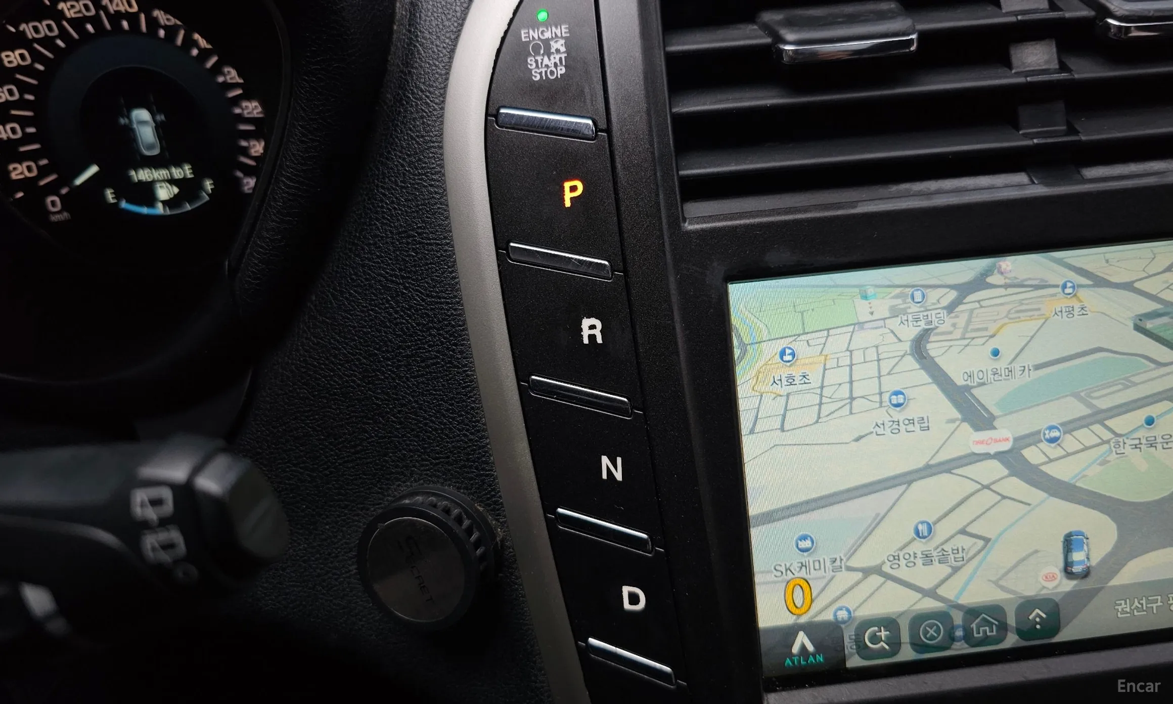 Lincoln MKC превью 9