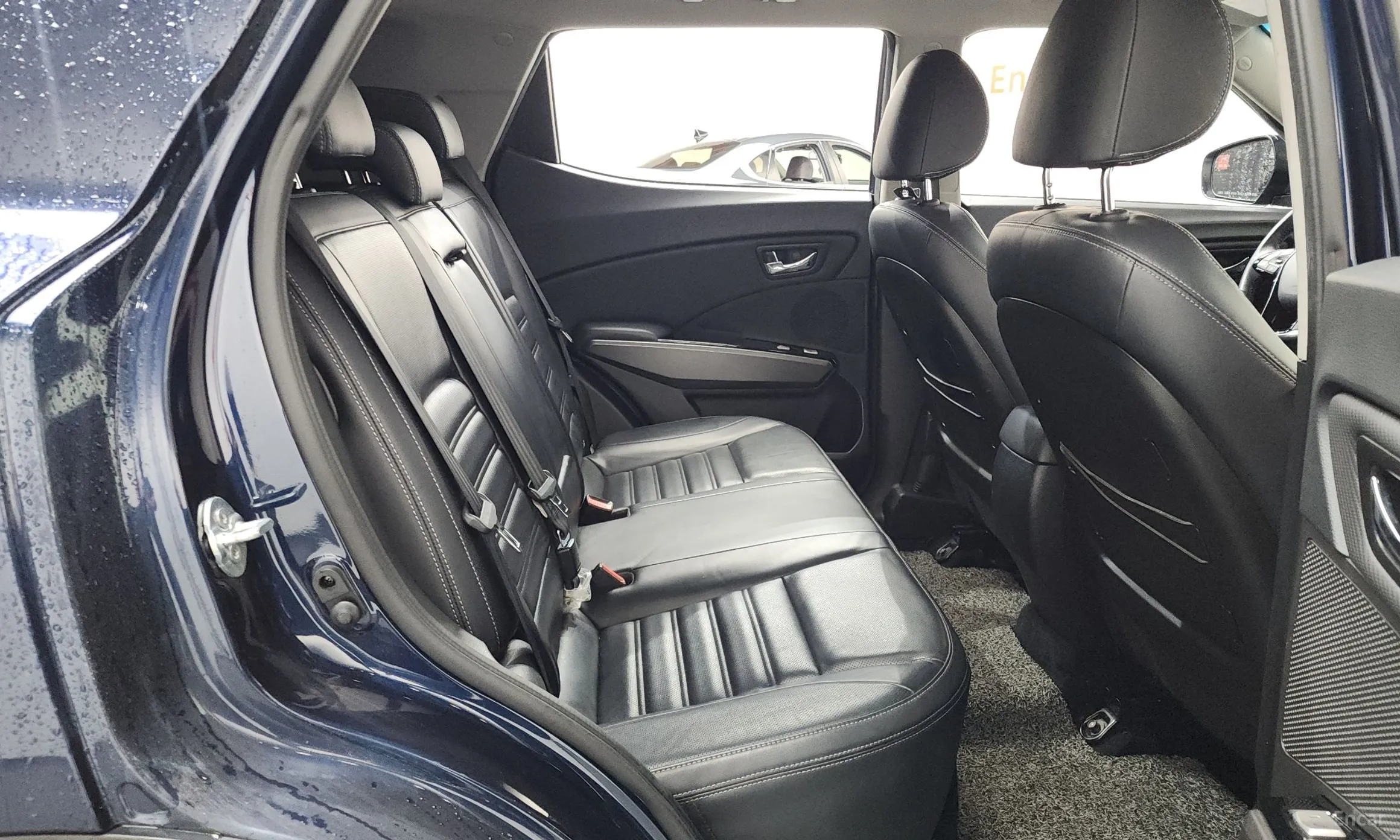 KG Mobility (SsangYong) Tivoli Air превью 11