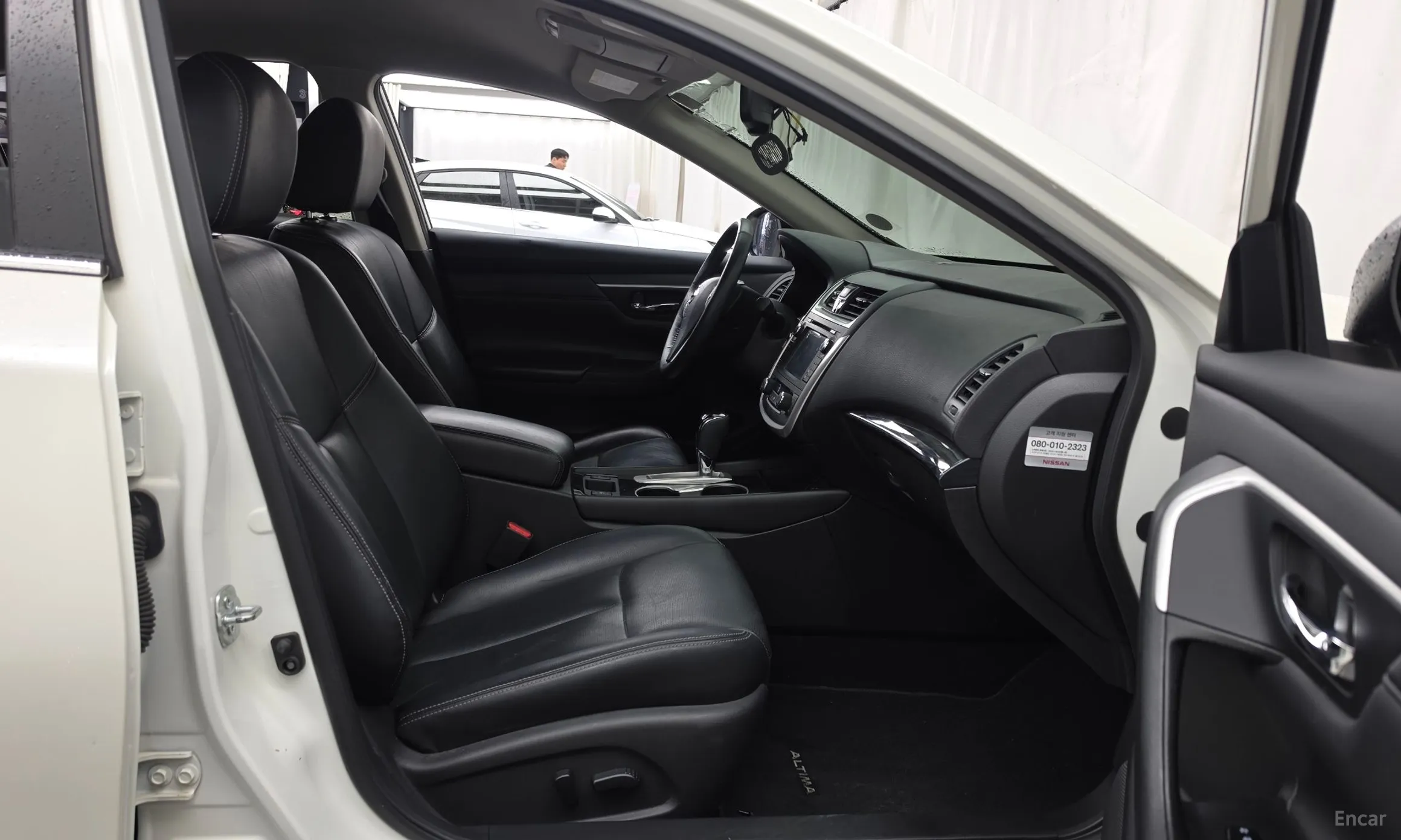 Nissan Altima превью 11