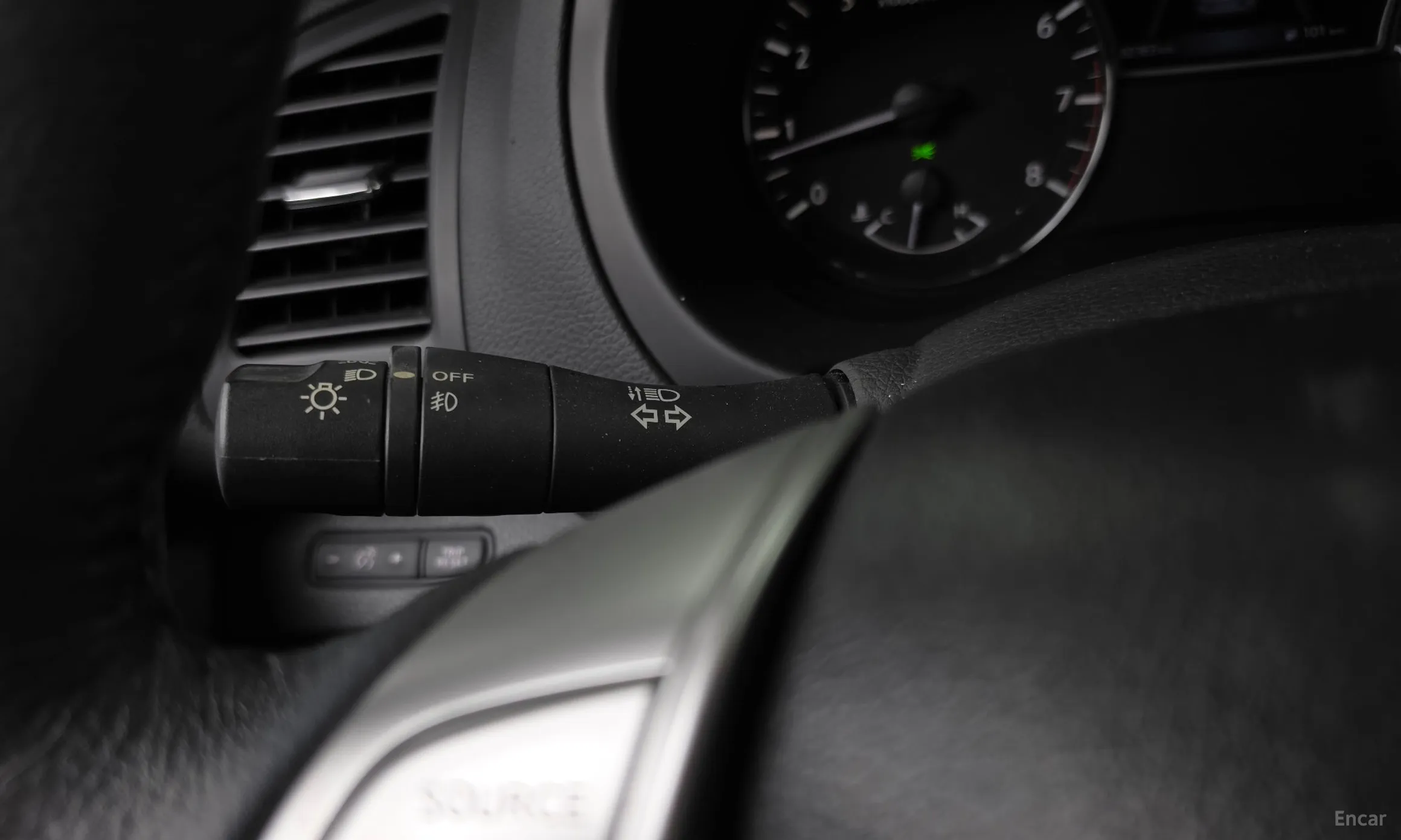 Nissan Altima превью 18