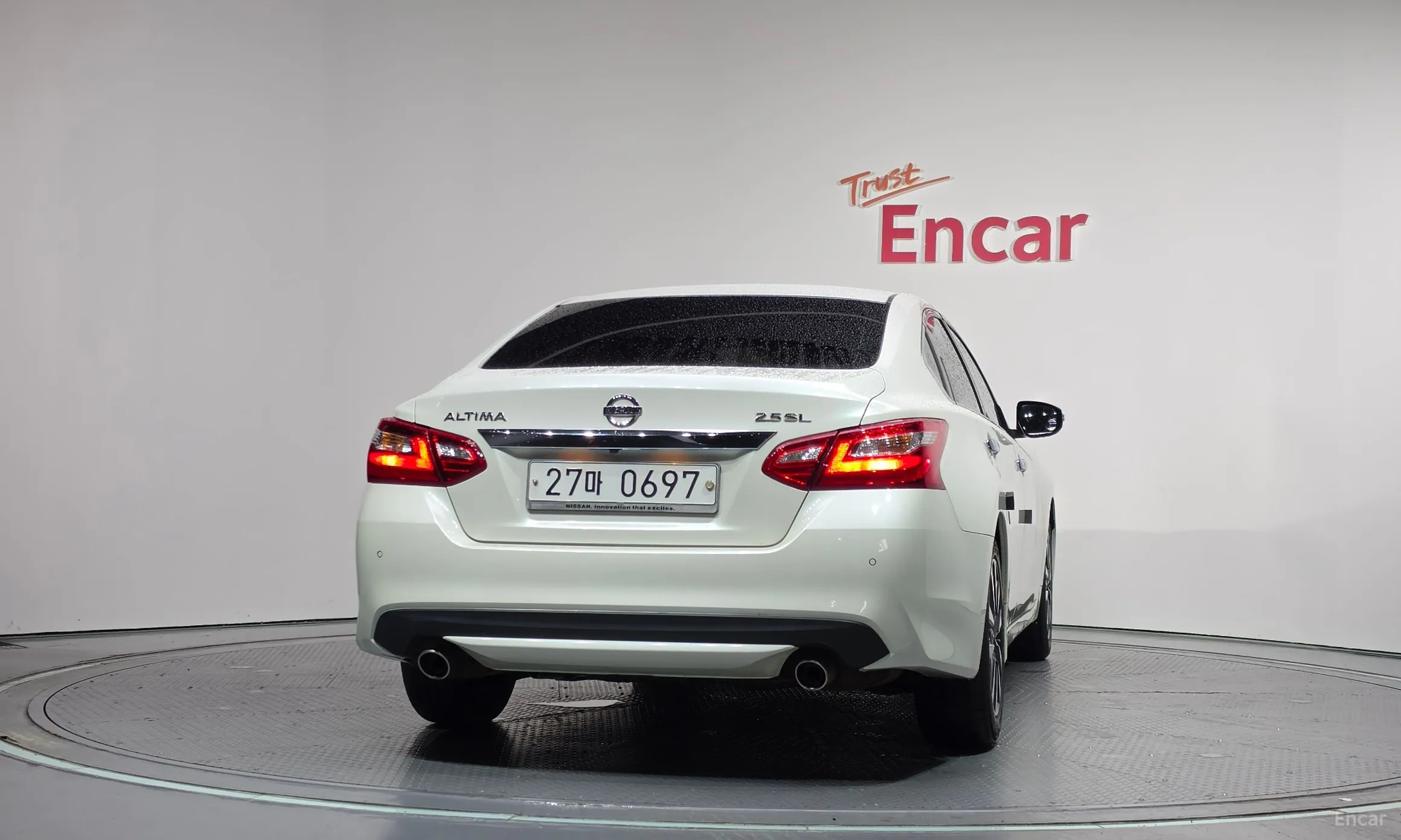 Nissan Altima превью 4