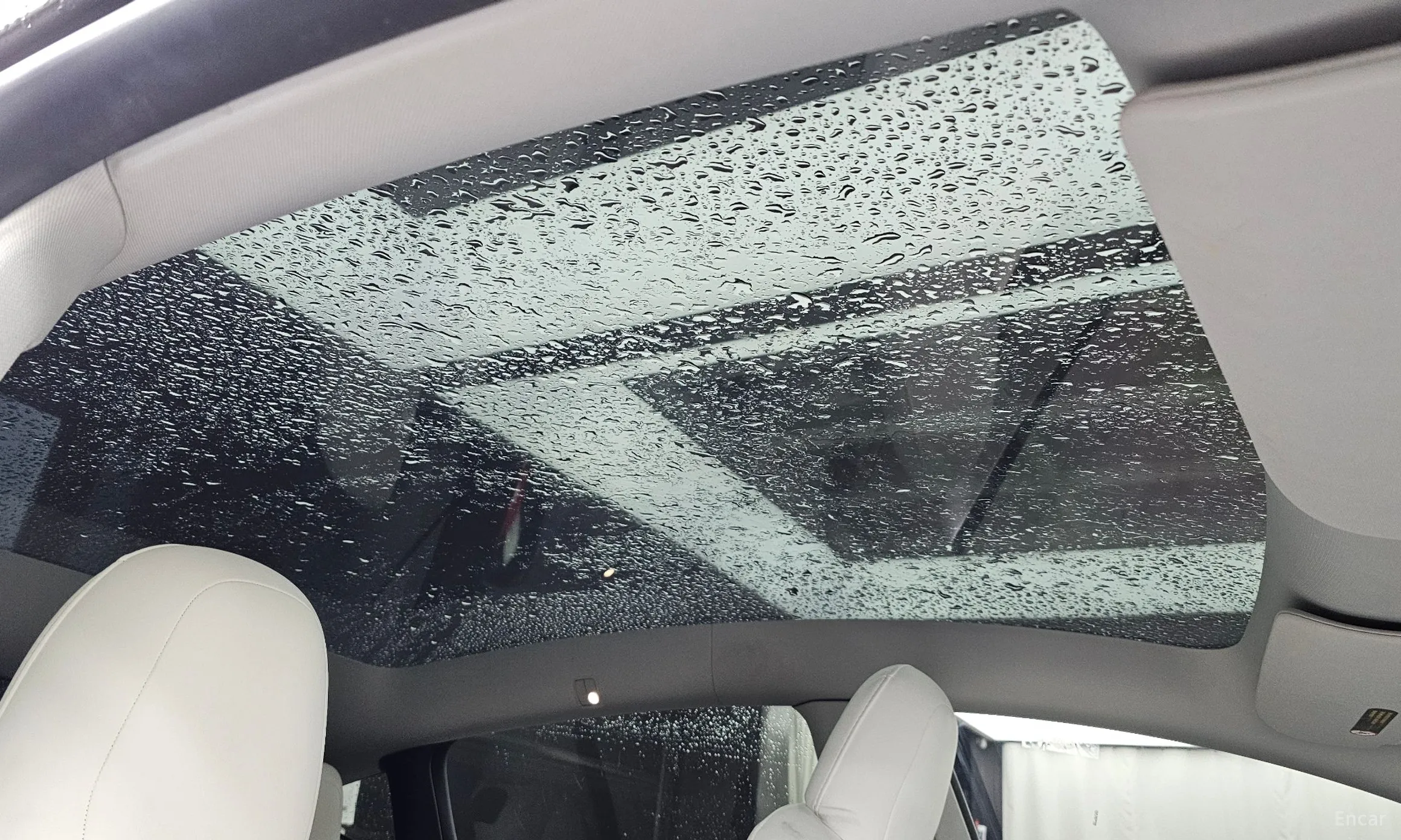 Tesla Model Y превью 18