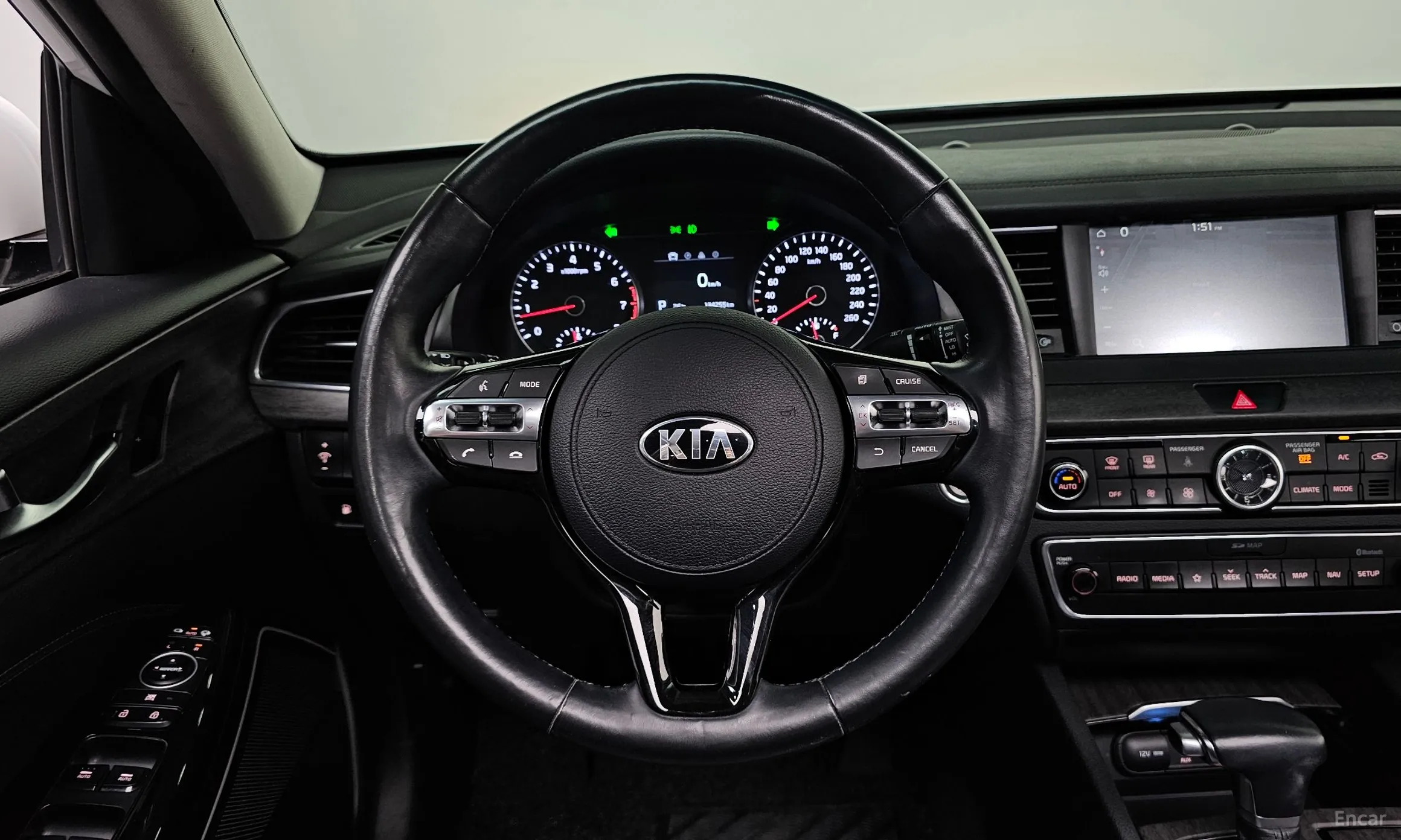 Kia K7 превью 12