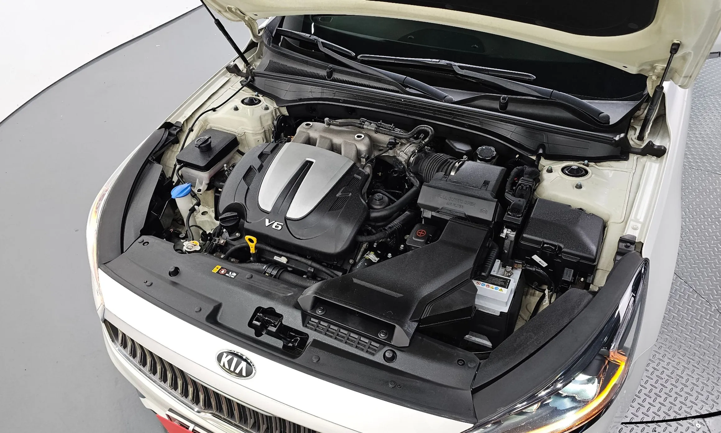 Kia K7 превью 6
