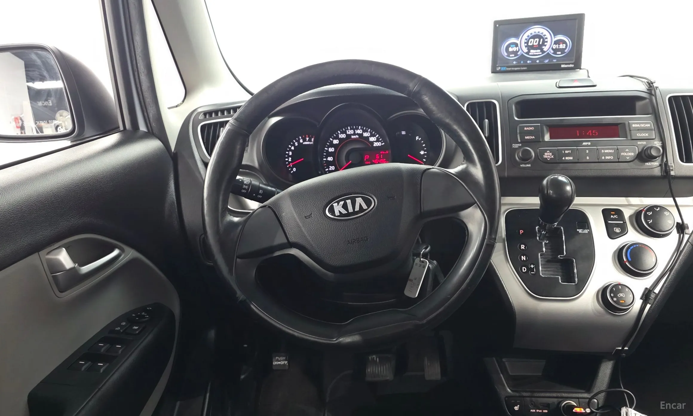 Kia Ray превью 12