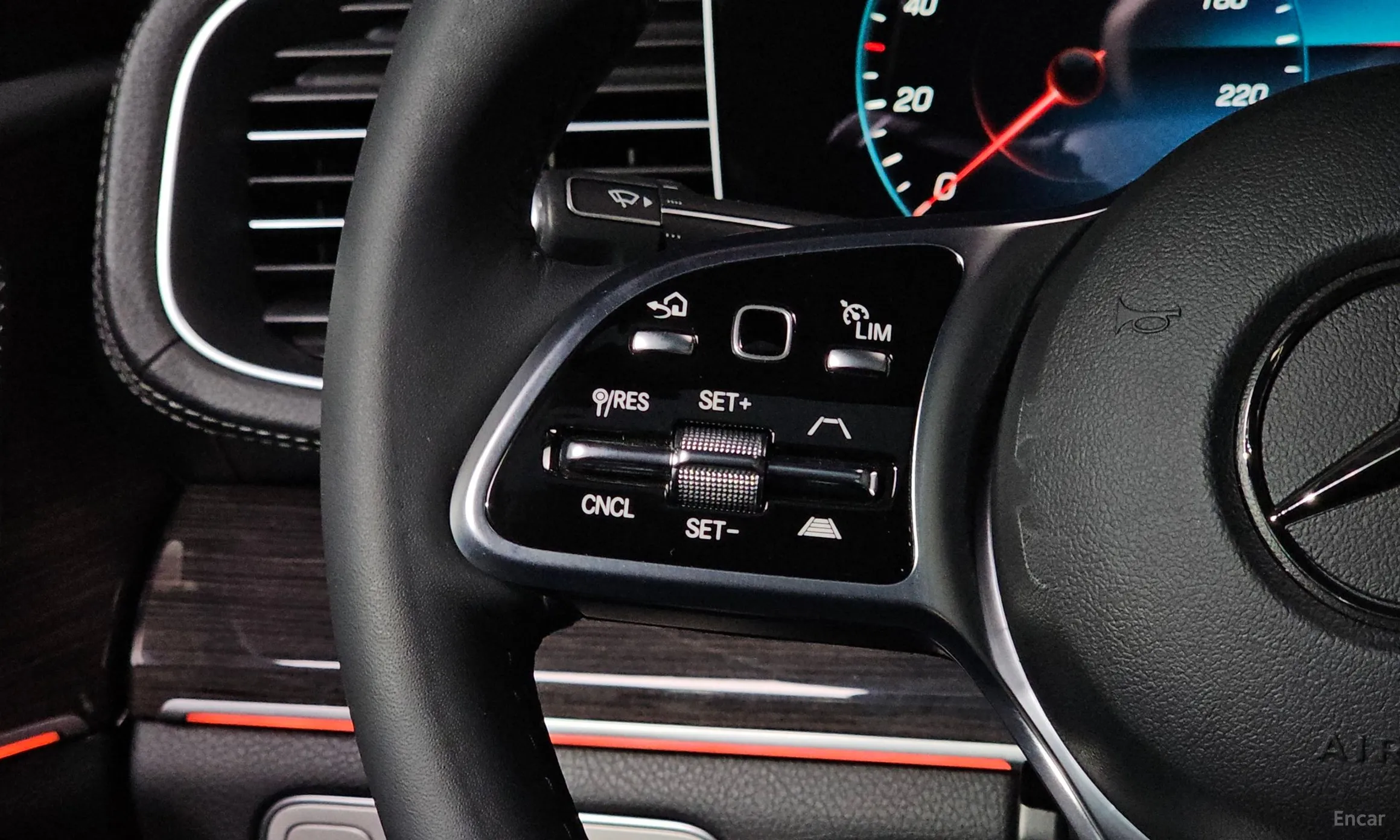 Mercedes Benz GLE-Class W167 превью 18