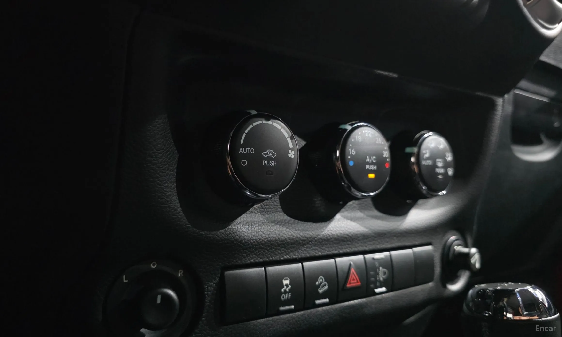 Jeep Wrangler (JK) превью 18