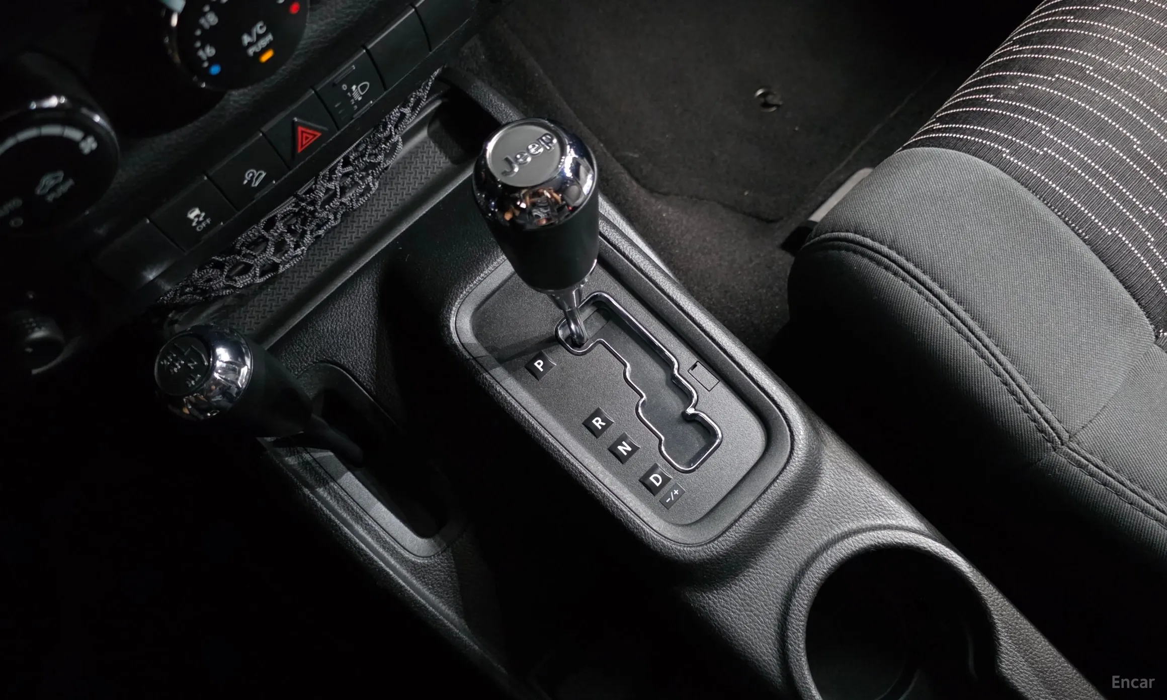 Jeep Wrangler (JK) превью 9