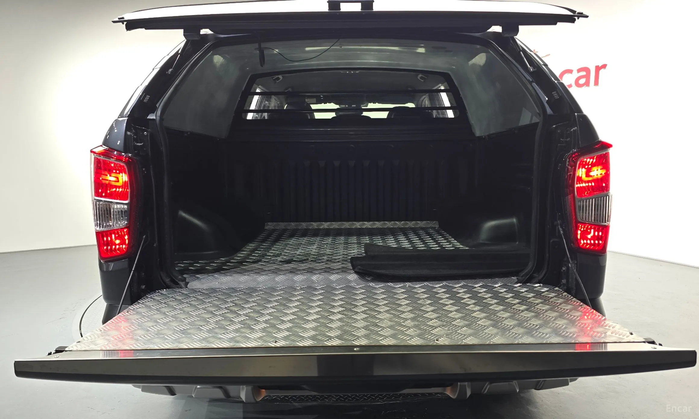 KG Mobility (SsangYong) Rexton Sports превью 17