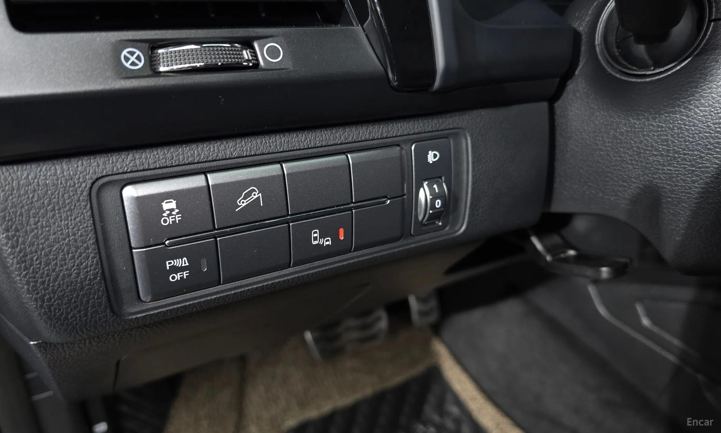 KG Mobility (SsangYong) Rexton Sports превью 19
