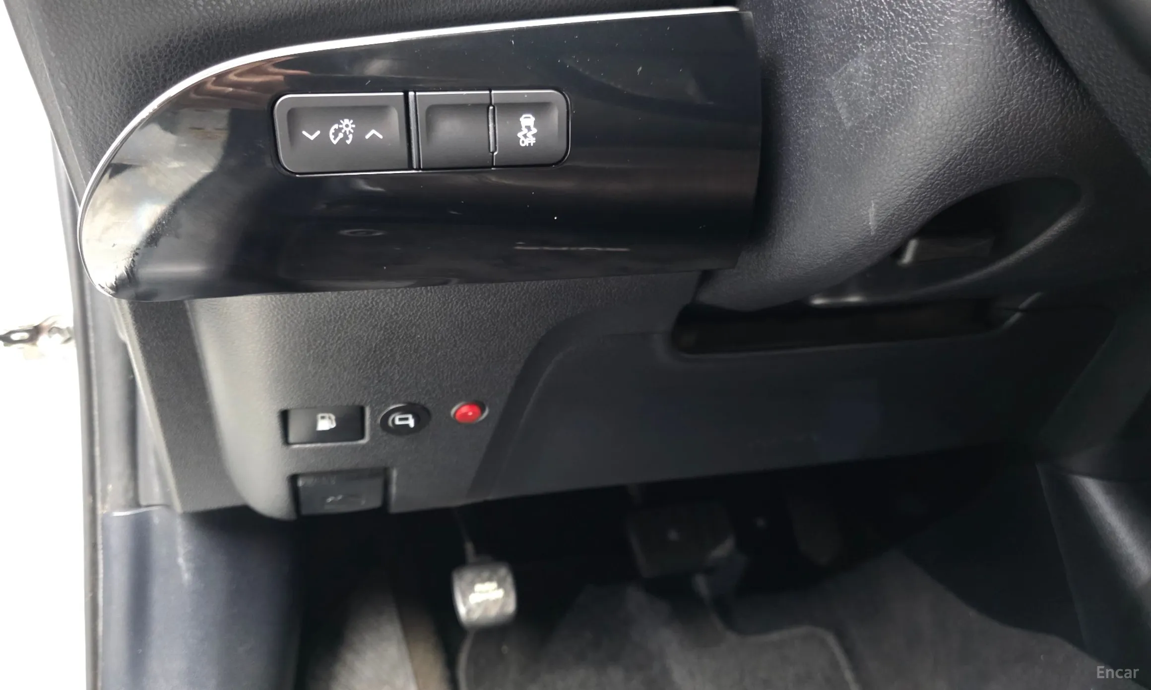 Toyota Prius 4th Generation превью 19