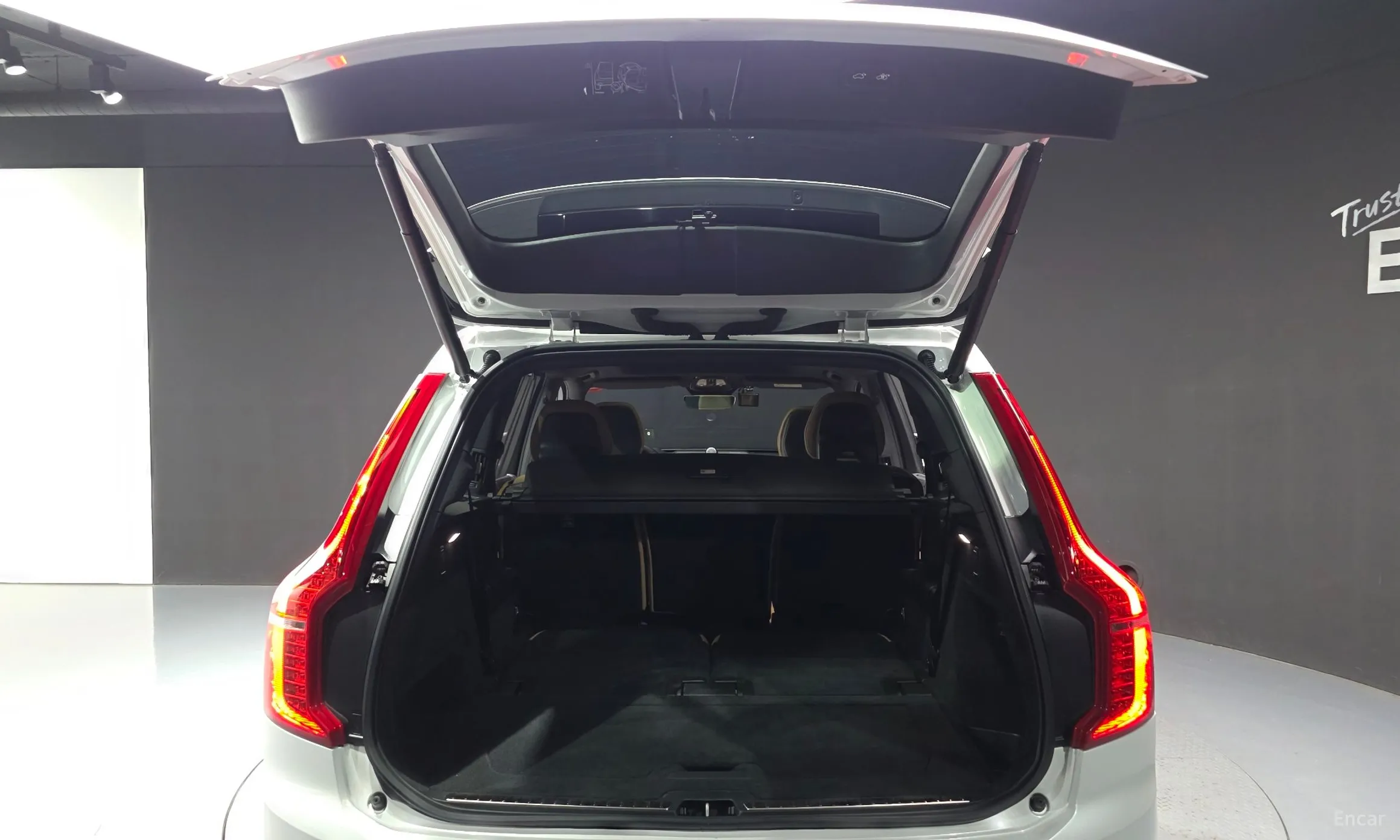 Volvo XC90 Gen 2 превью 20