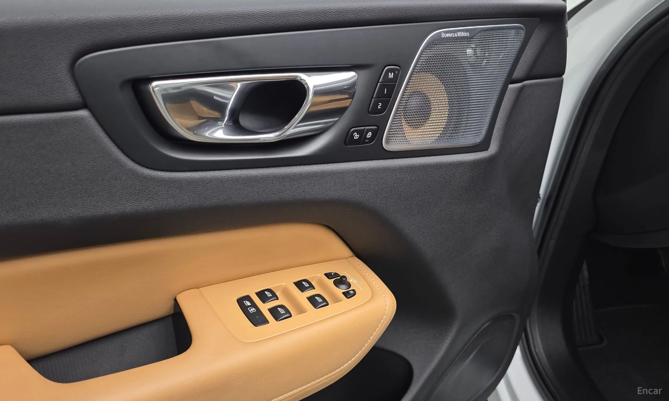 Volvo XC60 Gen 2 превью 20