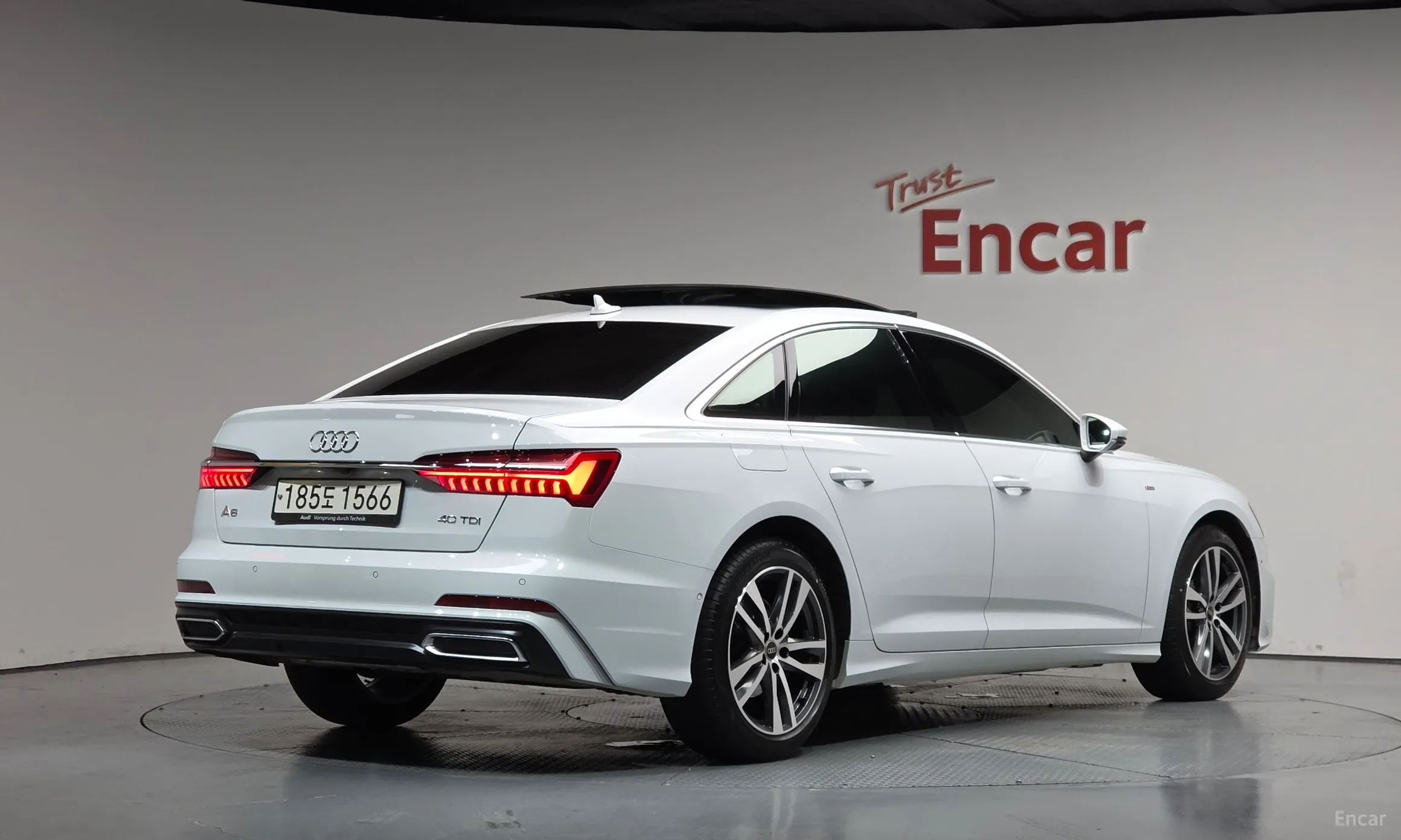 Audi A6 (C8)