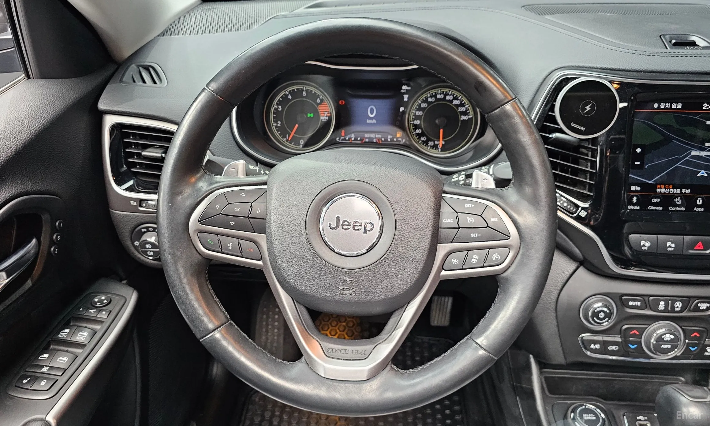 Jeep Cherokee (KL) превью 13