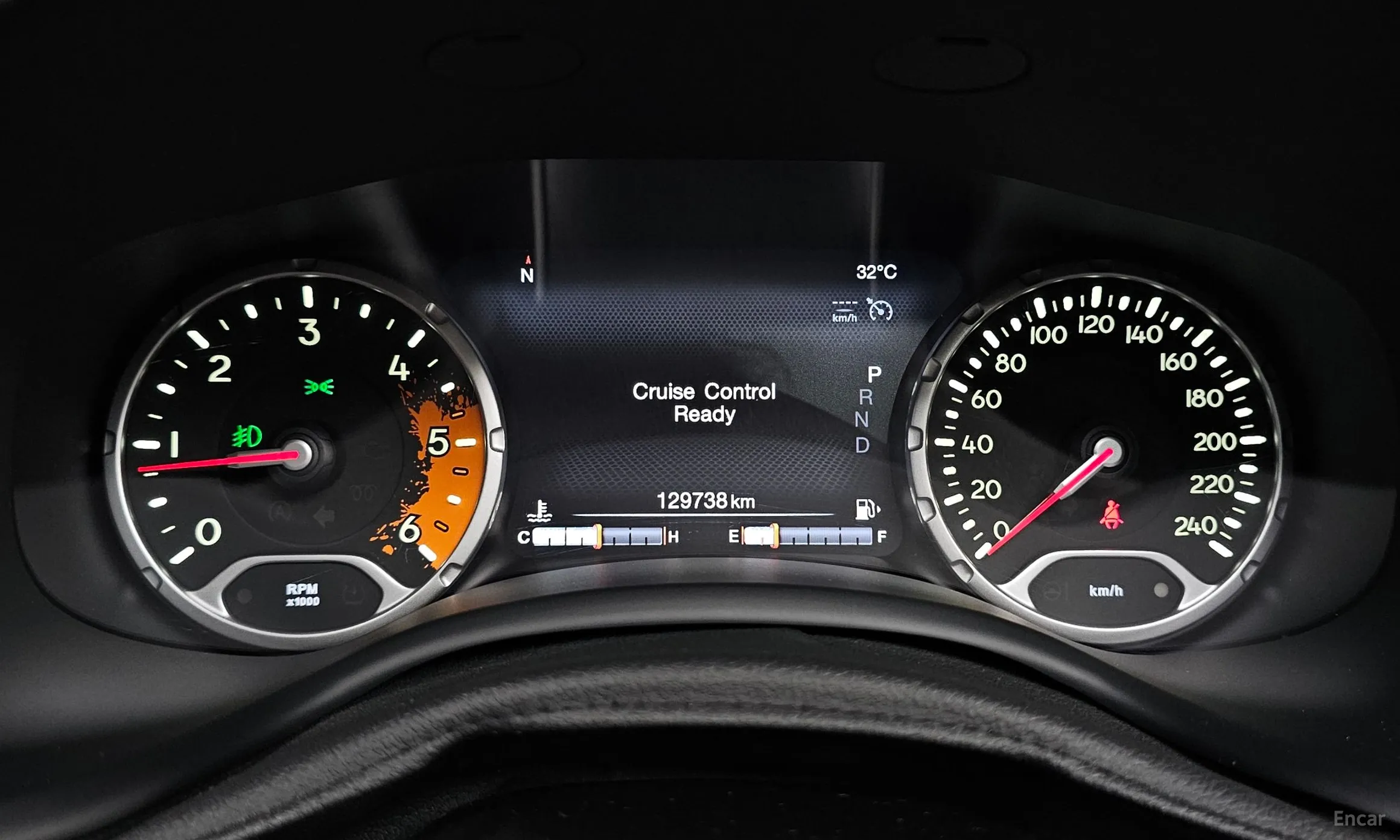 Jeep Renegade превью 8