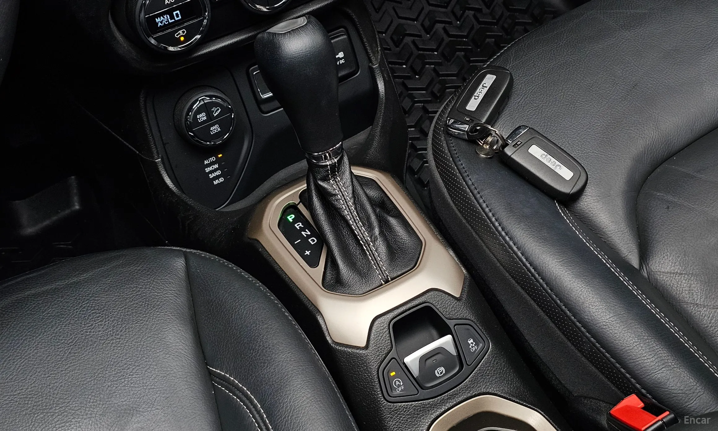 Jeep Renegade превью 9