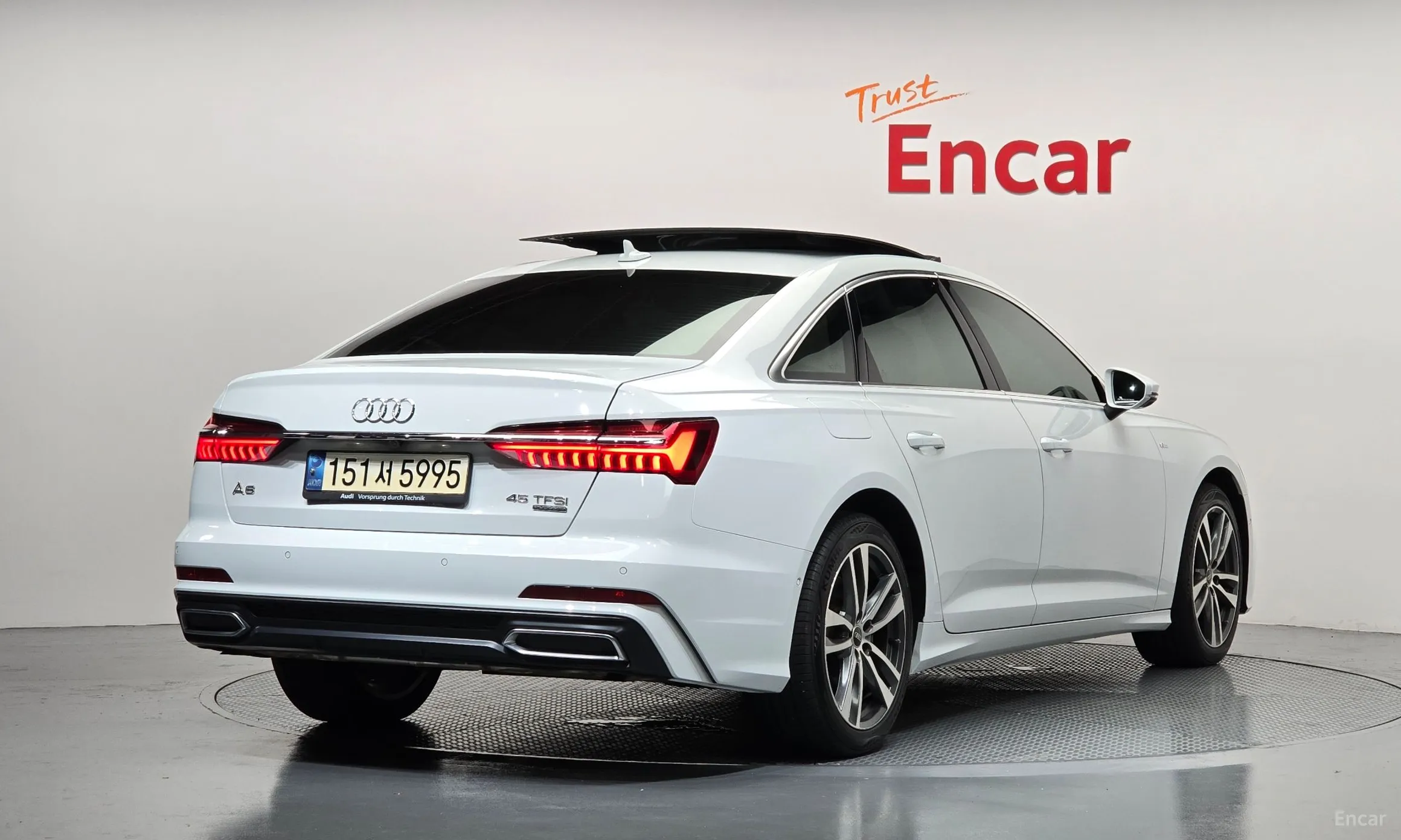 Audi A6 (C8)