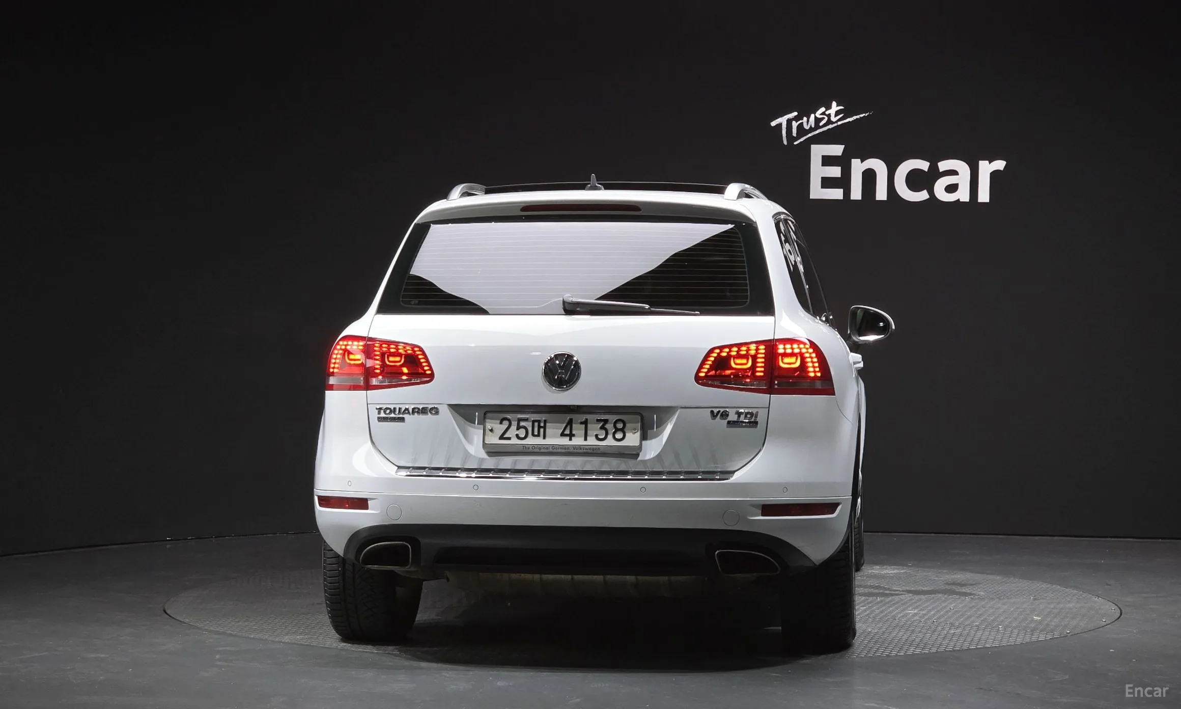 Volkswagen New Touareg превью 4