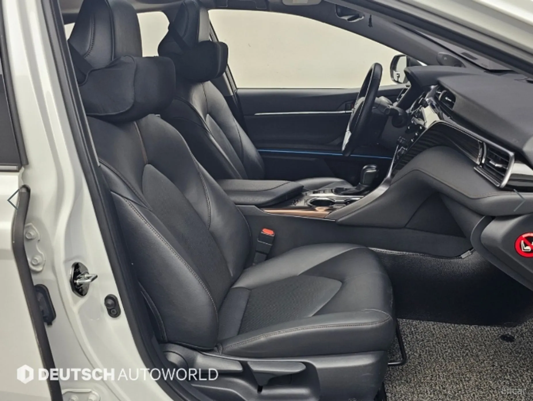 Toyota Camry (XV70) превью 10