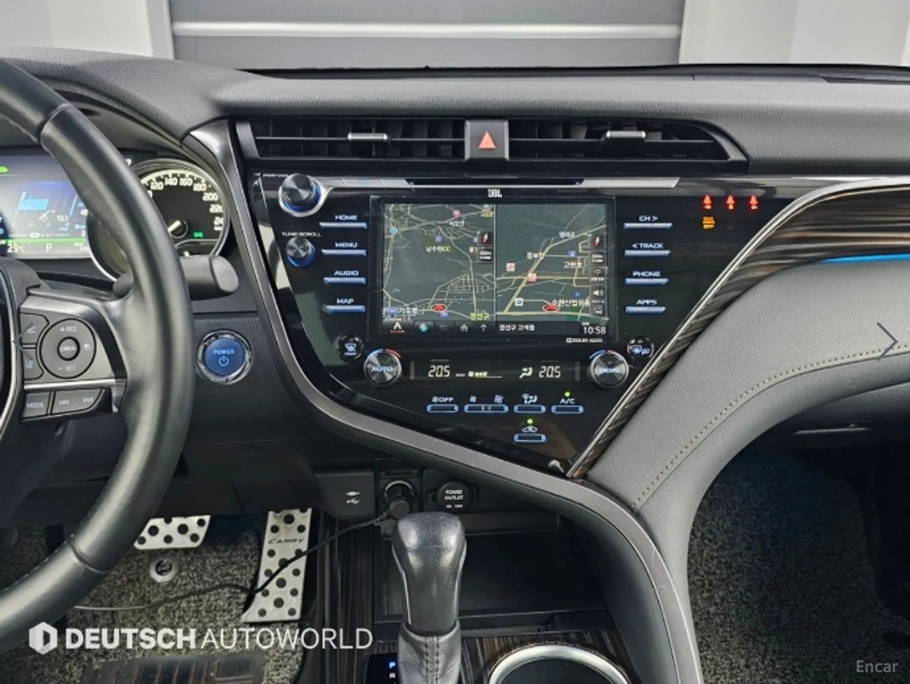 Toyota Camry (XV70) превью 14