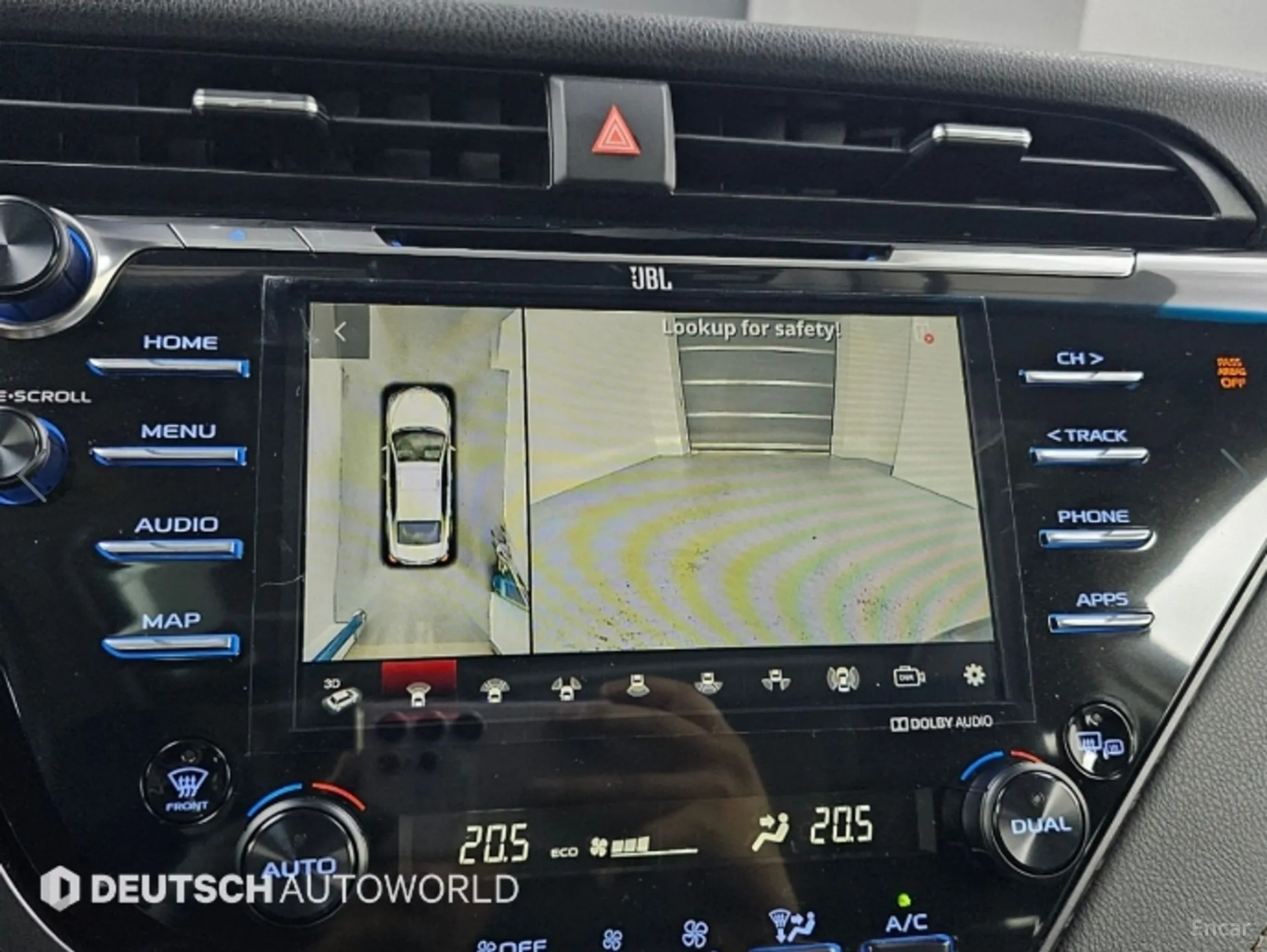 Toyota Camry (XV70) превью 15