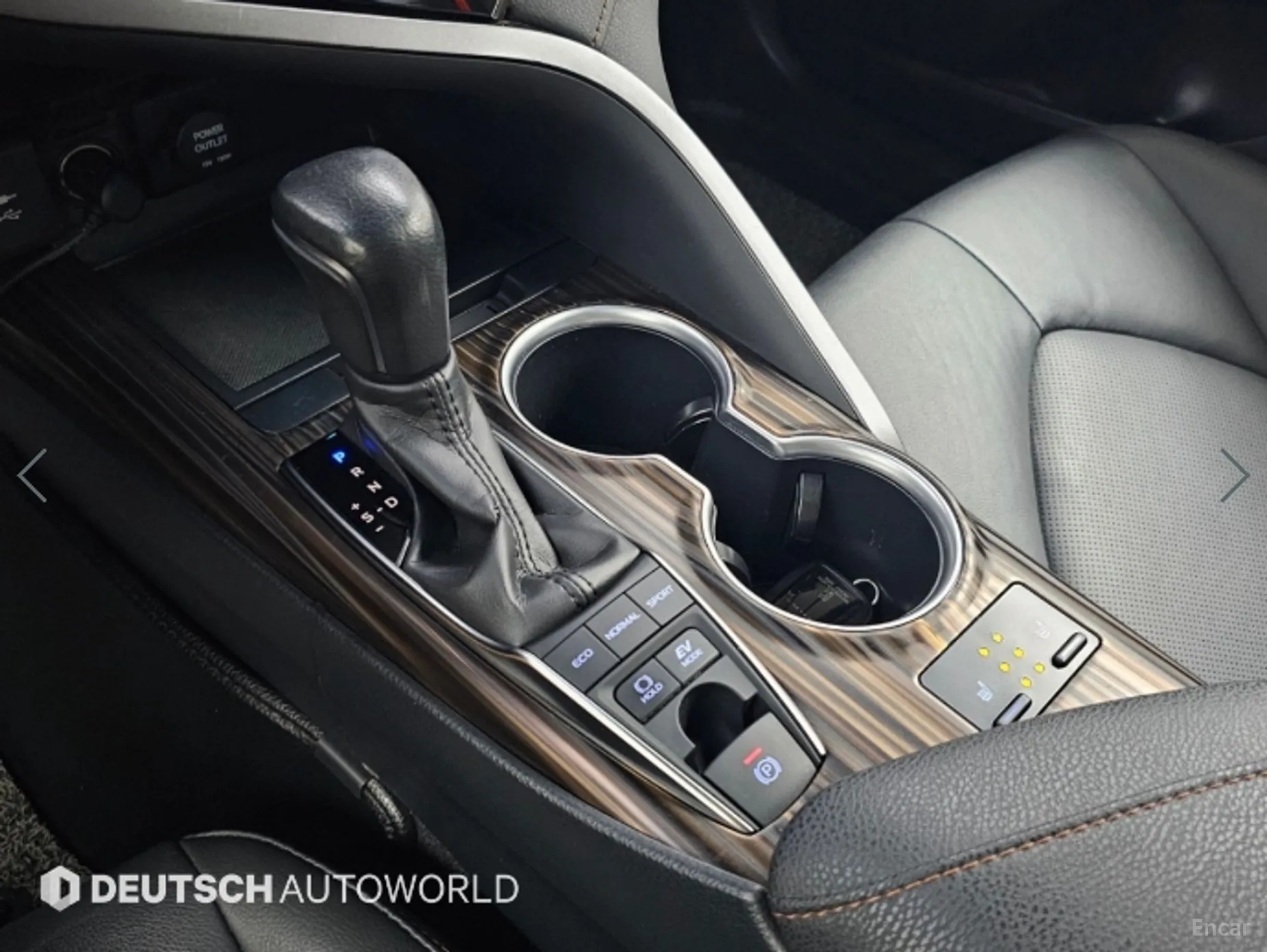 Toyota Camry (XV70) превью 9