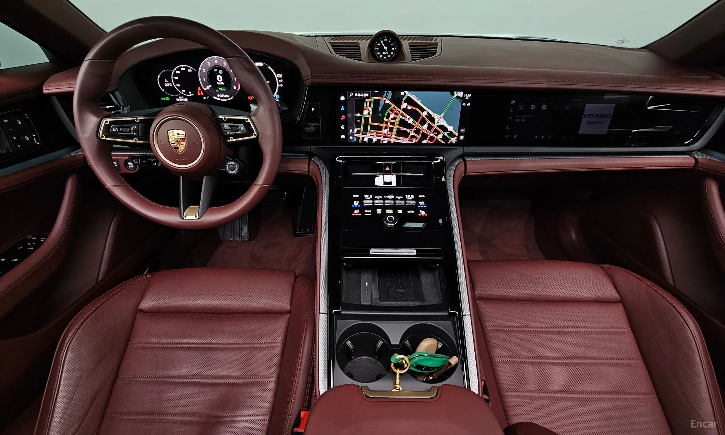 Porsche Panamera (976) превью 7