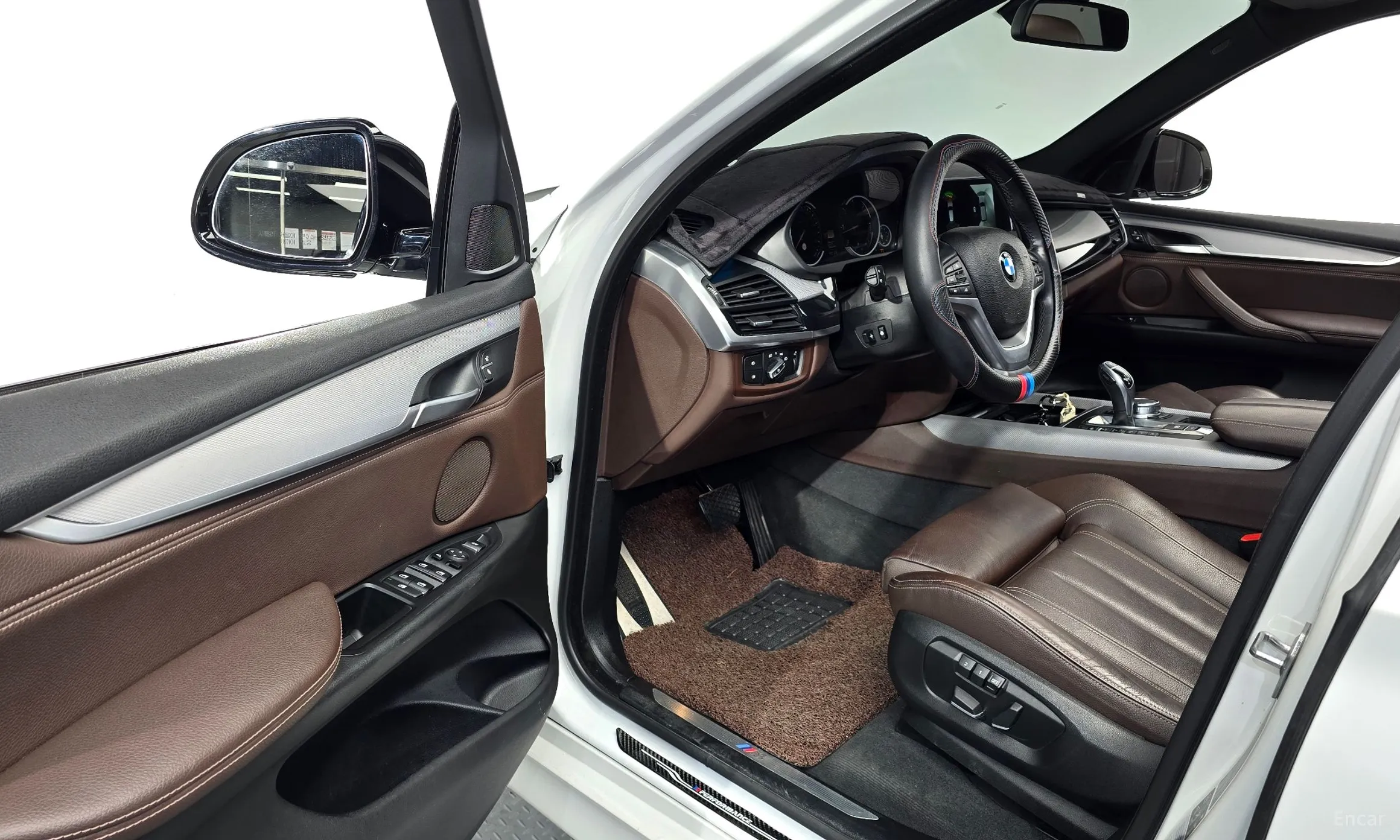 BMW X5 (F15) превью 10