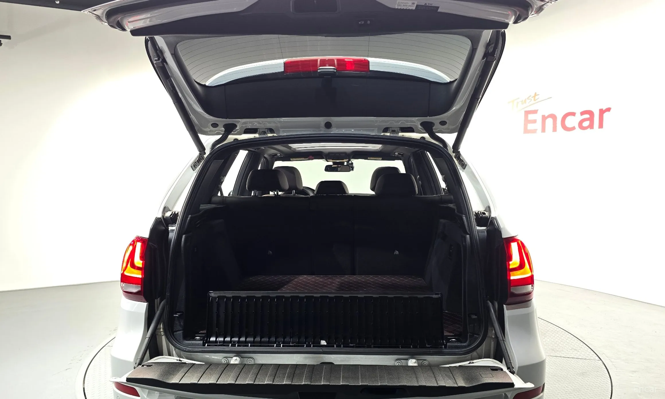 BMW X5 (F15) превью 19