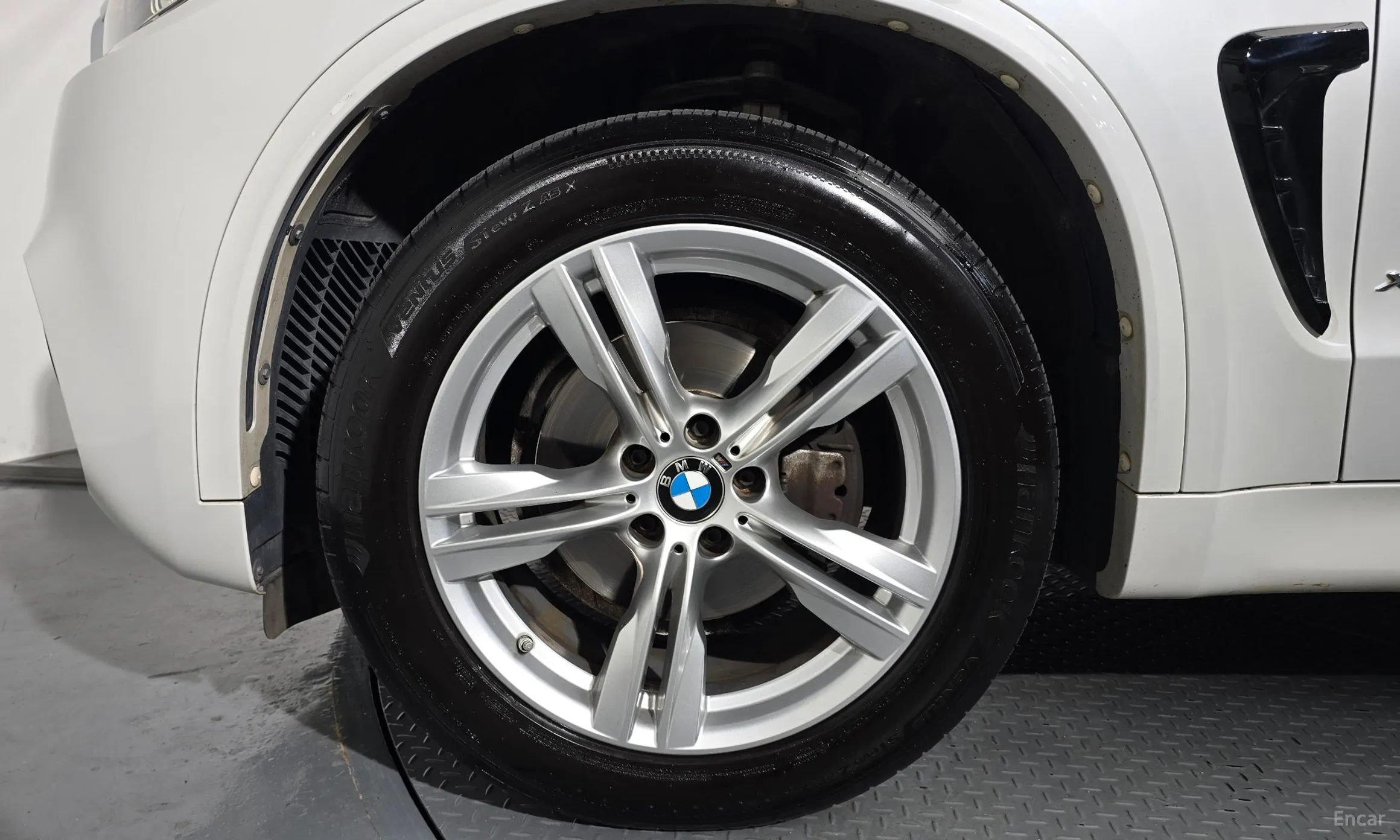 BMW X5 (F15) превью 5