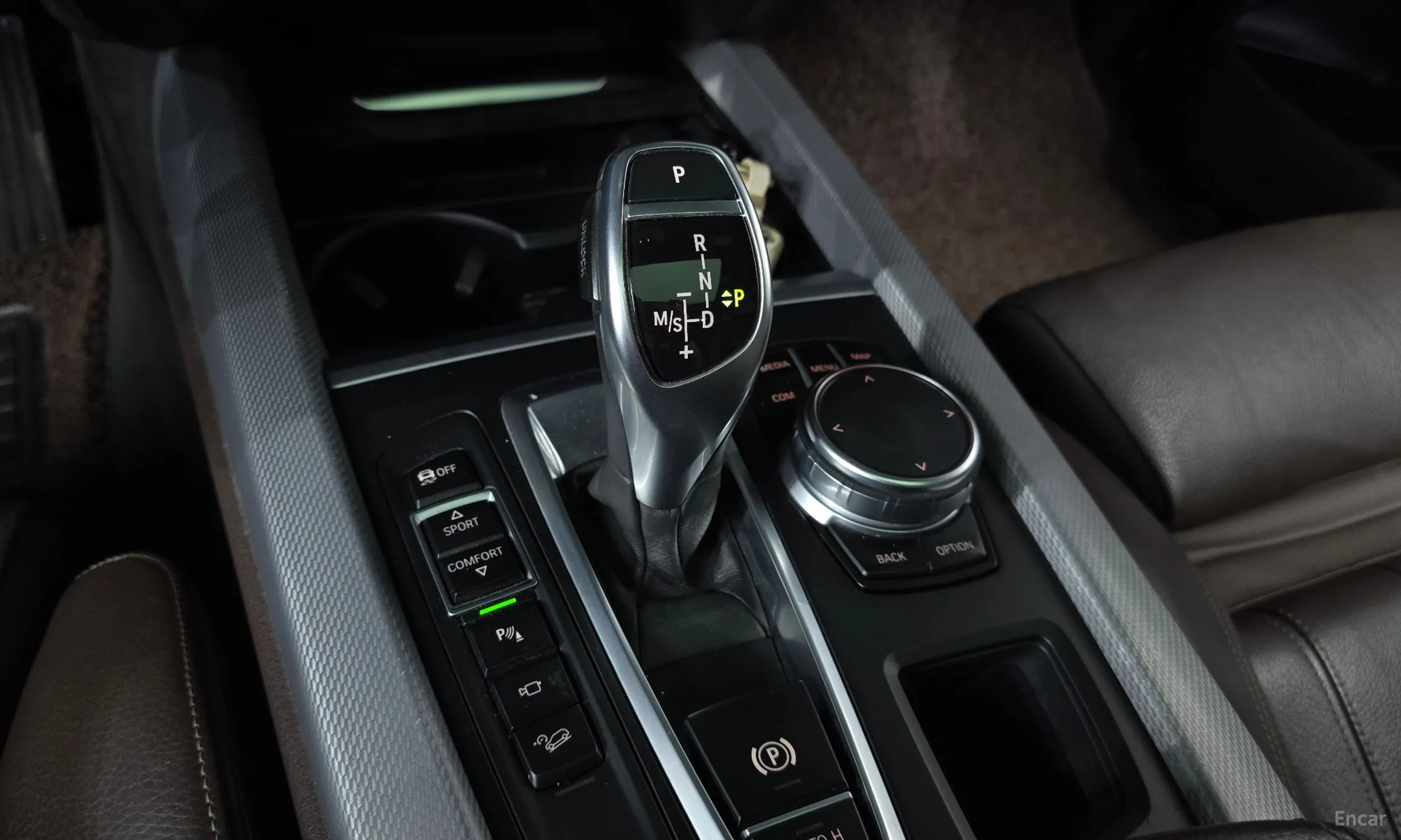 BMW X5 (F15) превью 9