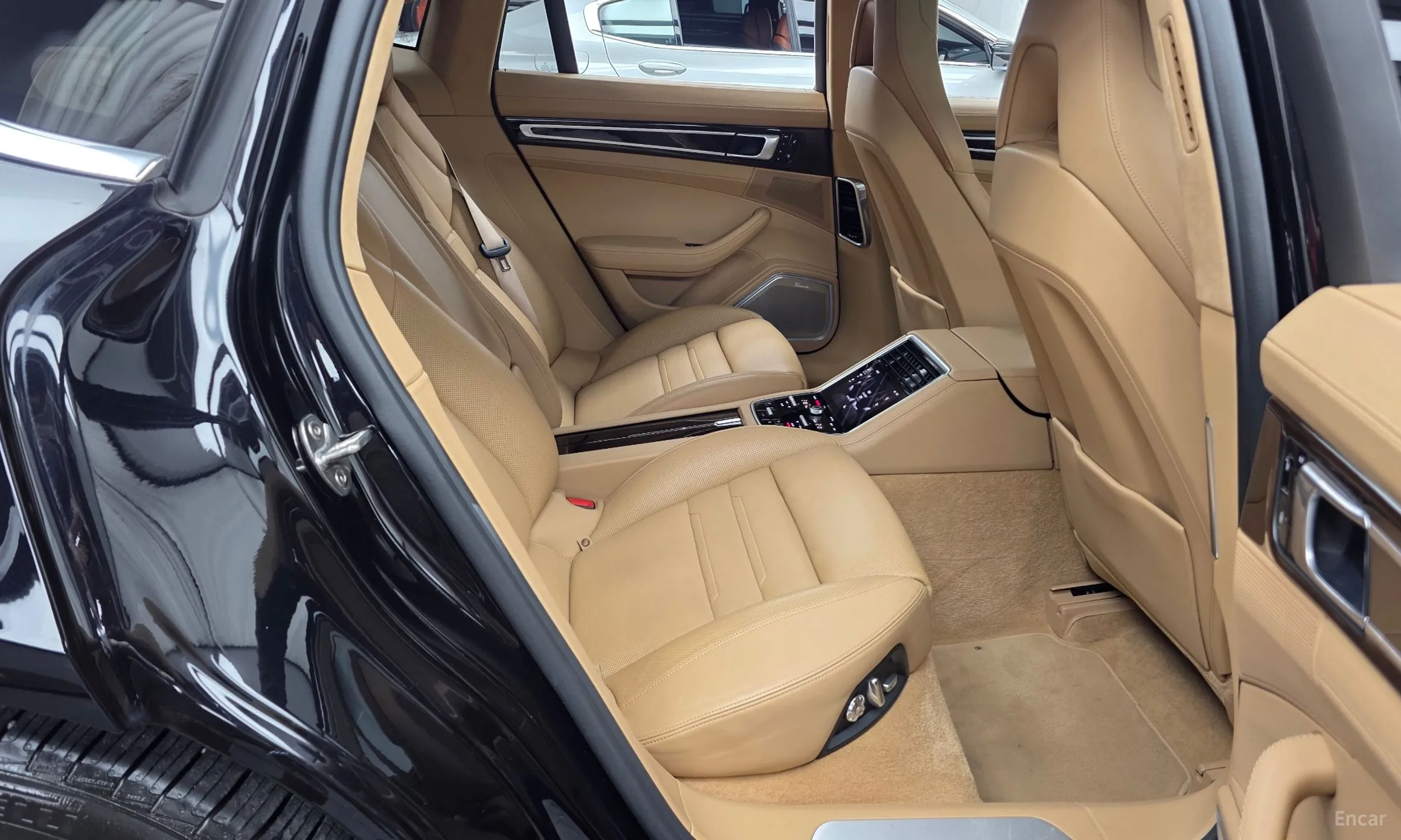 Porsche Panamera (971) превью 12