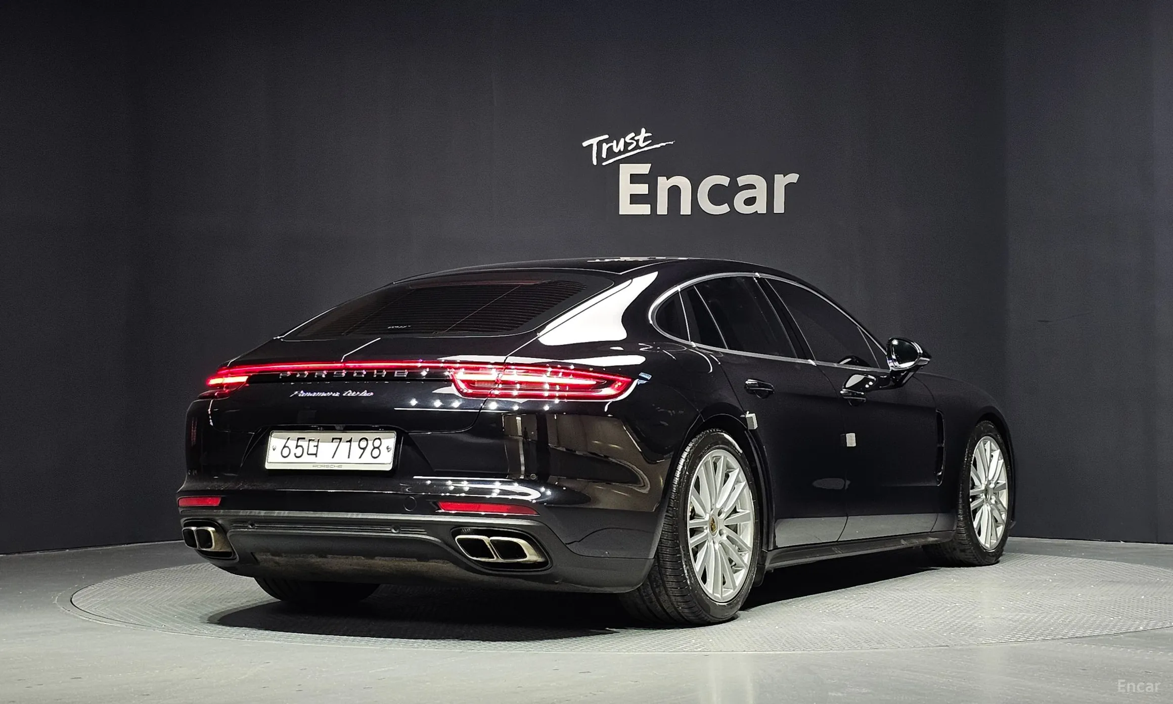 Porsche Panamera (971)