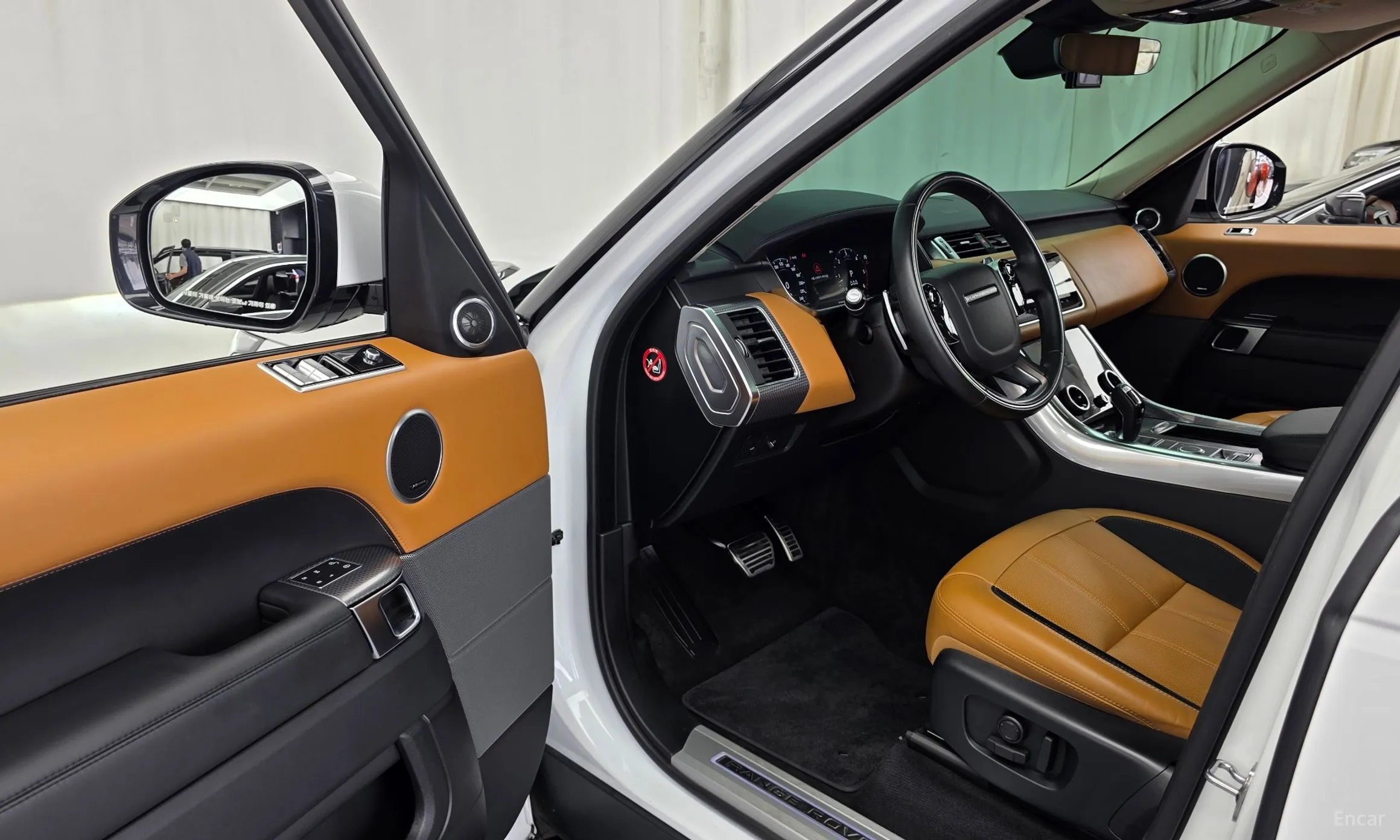Land Rover Range Rover Sport 2nd Generation превью 10