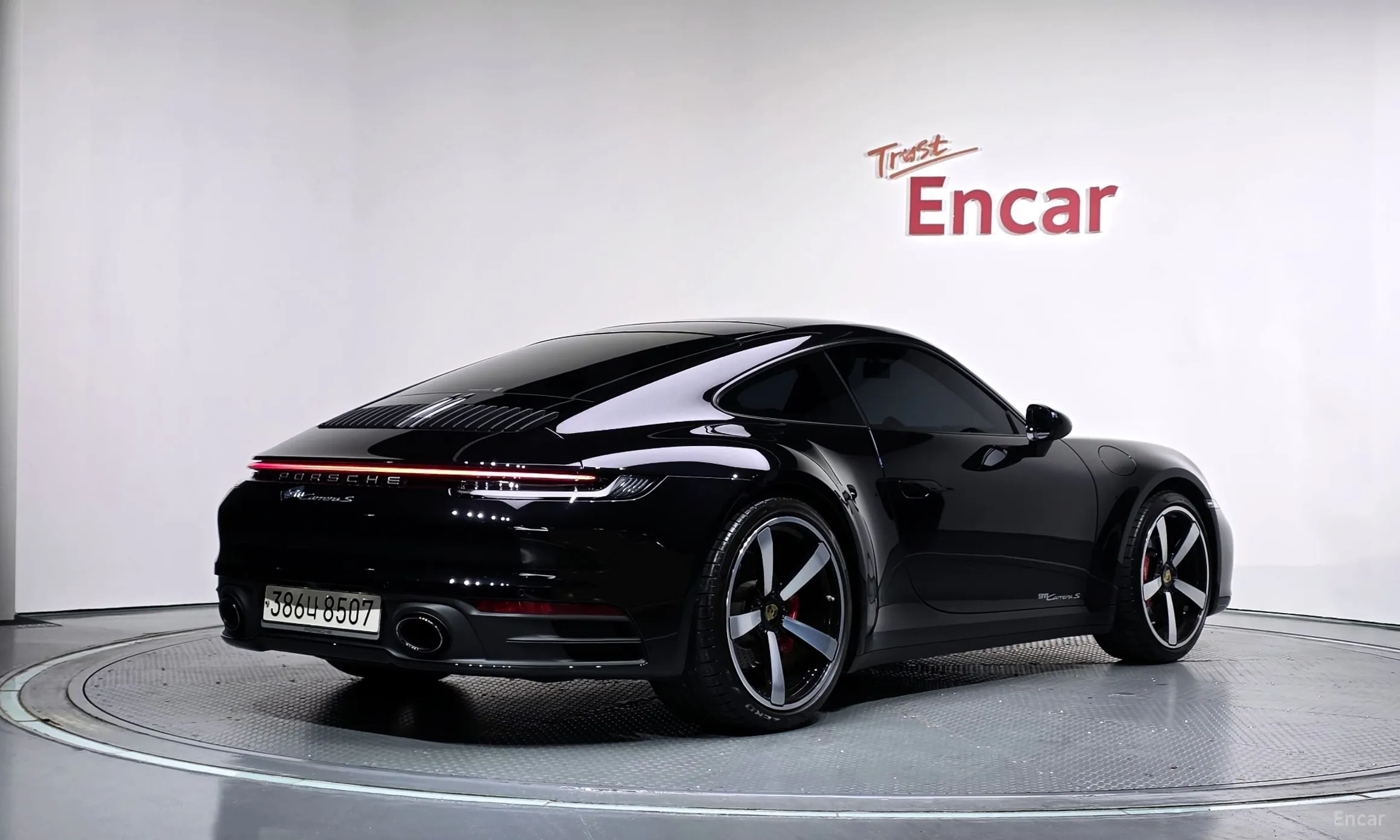 Porsche 911 (992)