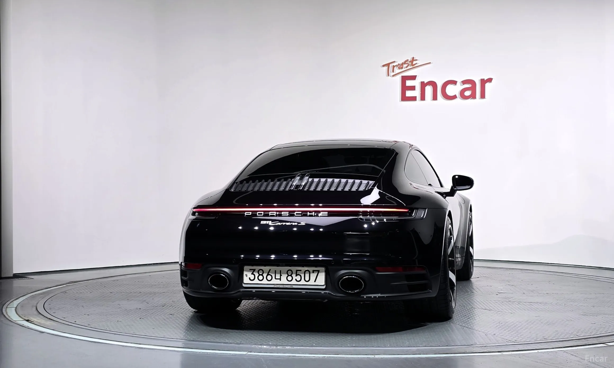 Porsche 911 (992) превью 4