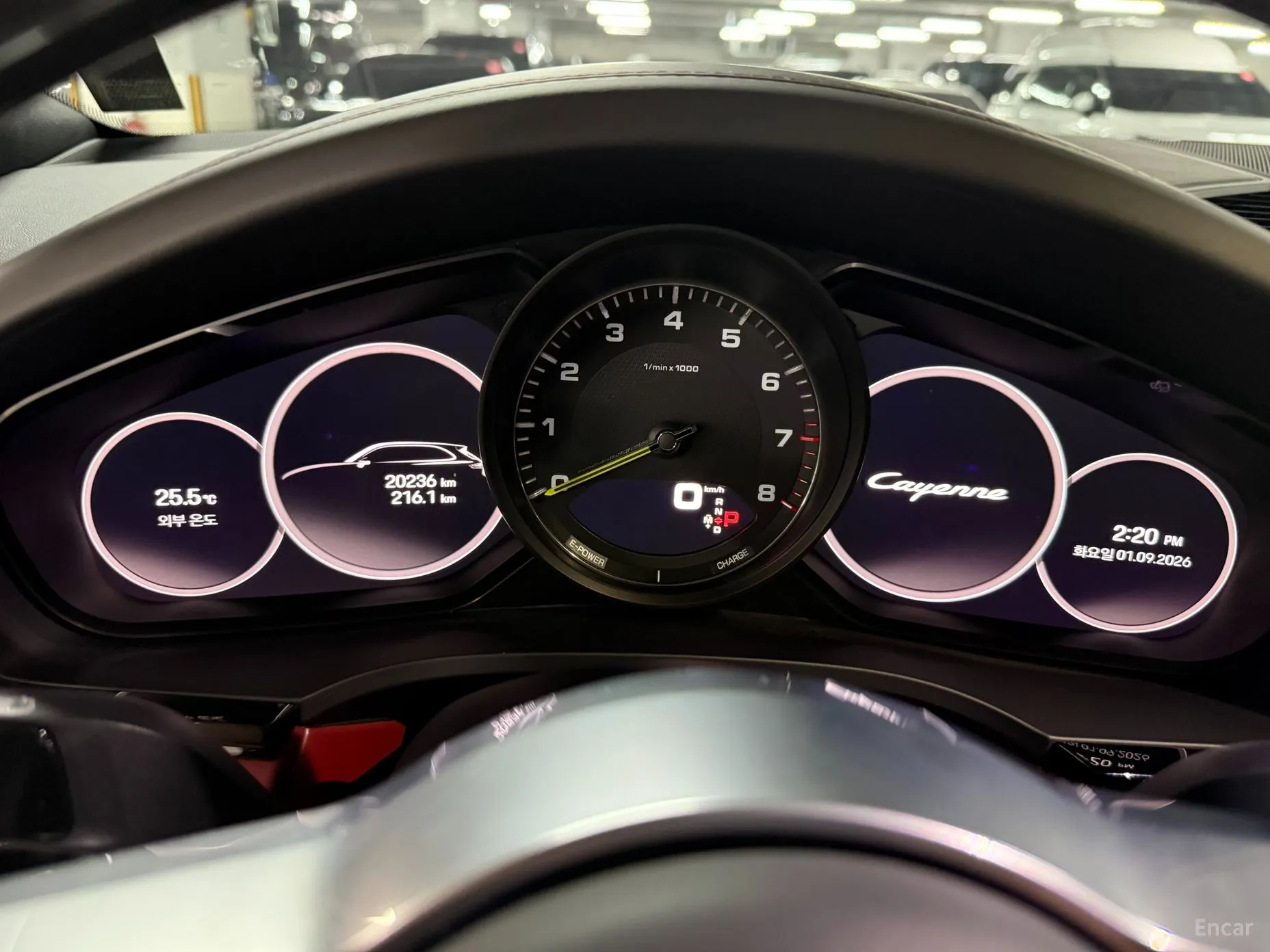Porsche Cayenne (PO536) превью 16