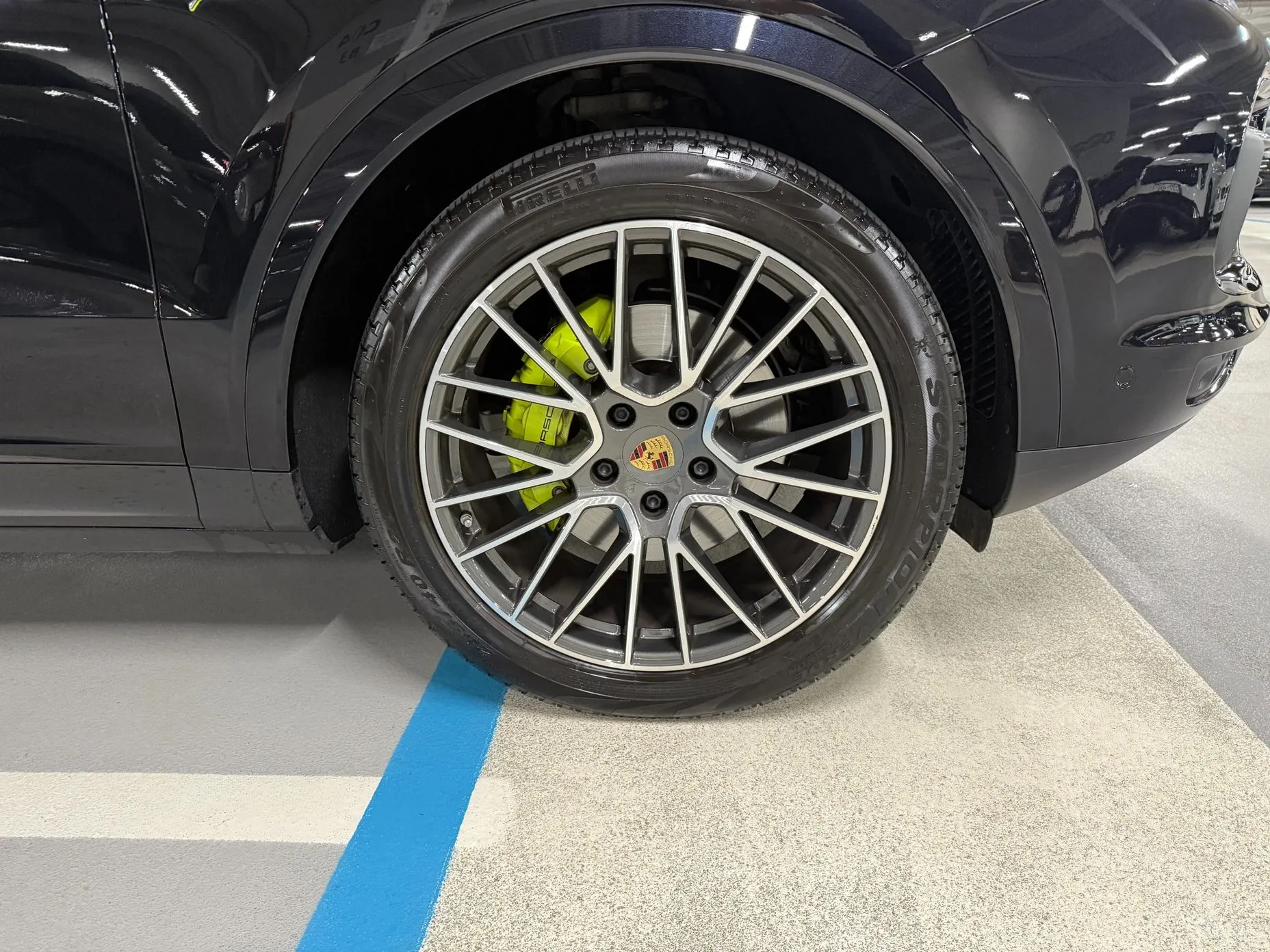 Porsche Cayenne (PO536) превью 7