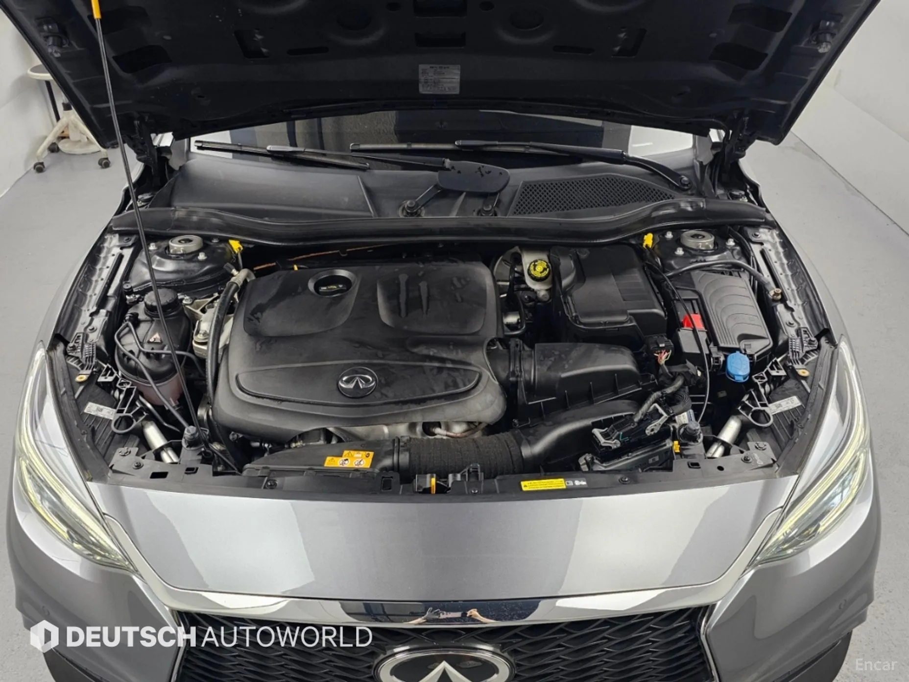 Infiniti QX30 превью 6
