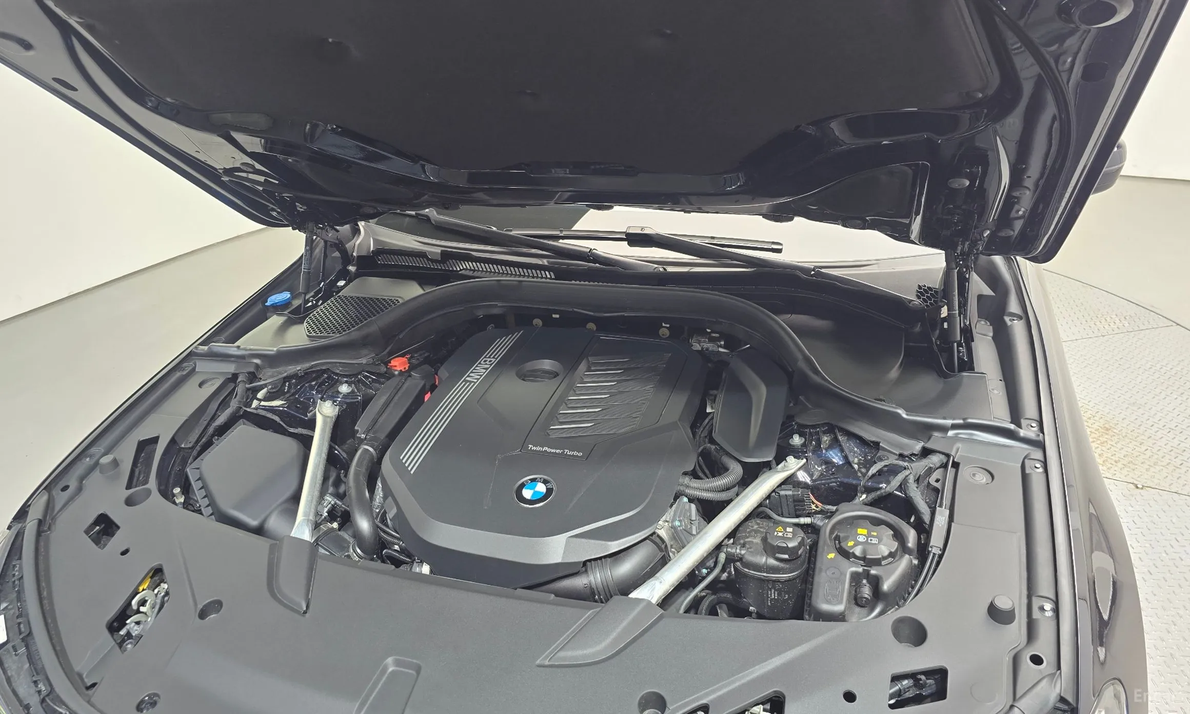 BMW 6-Series GT (G32) превью 6