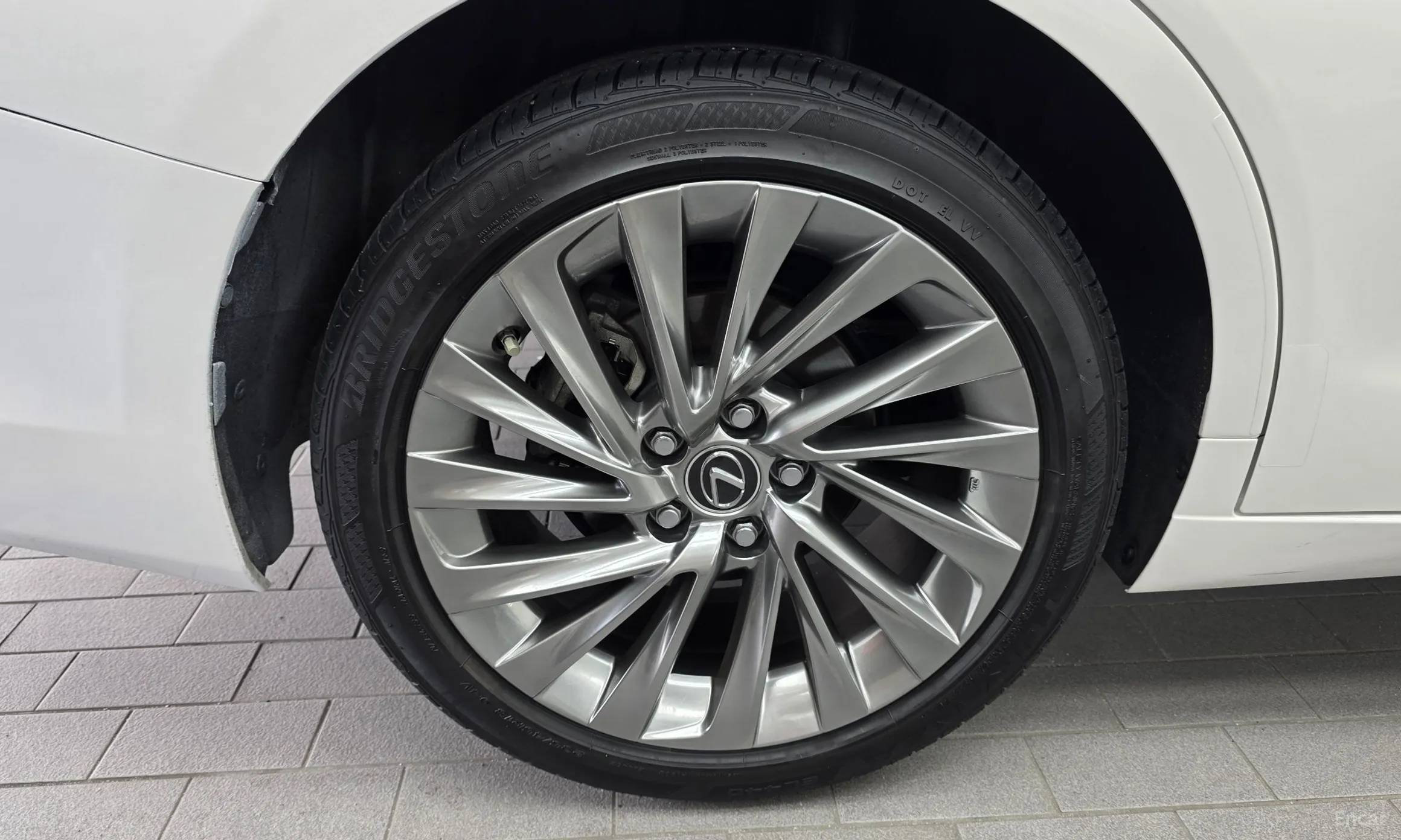 Lexus ES300h 7th Generation превью 5