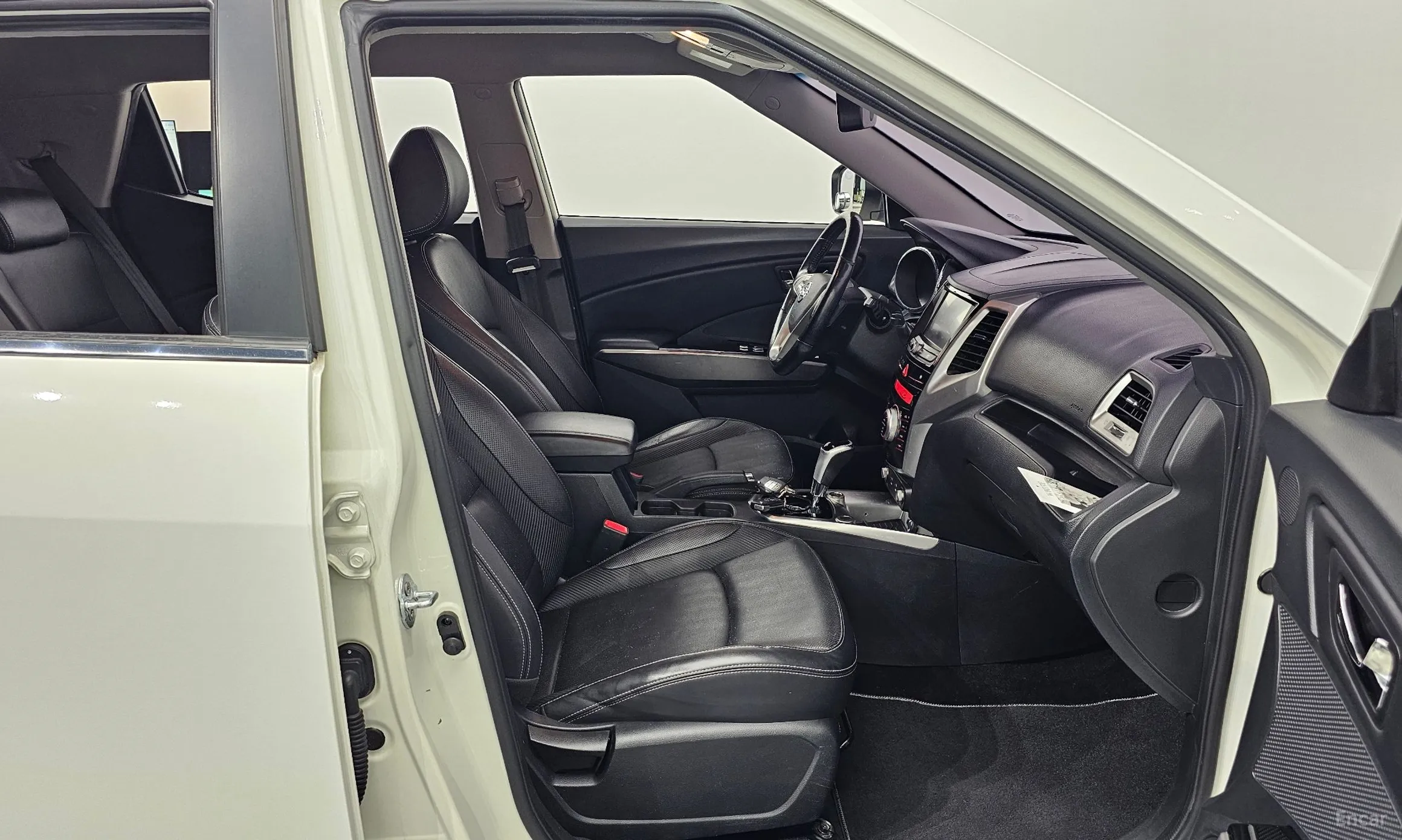 KG Mobility (SsangYong) Tivoli, Lazio превью 11