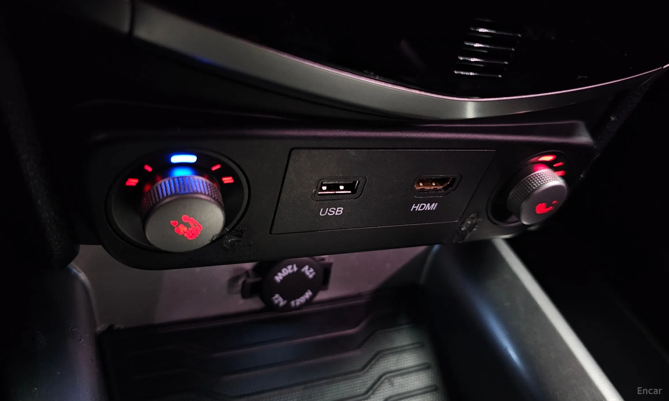KG Mobility (SsangYong) Tivoli, Lazio превью 16